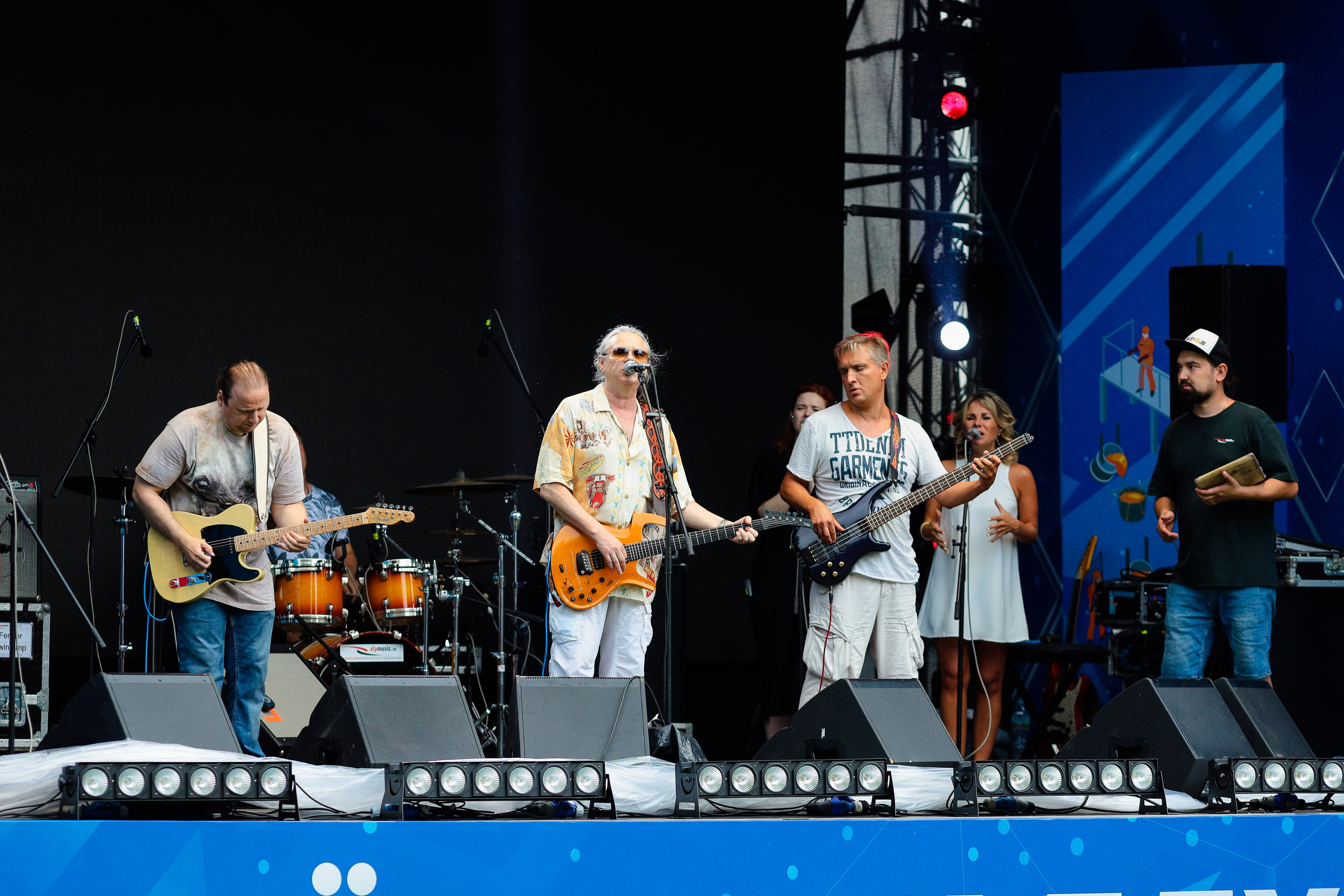 Backstage Чиж и Клава Кока. Фотограф Юрий Клим | Москва