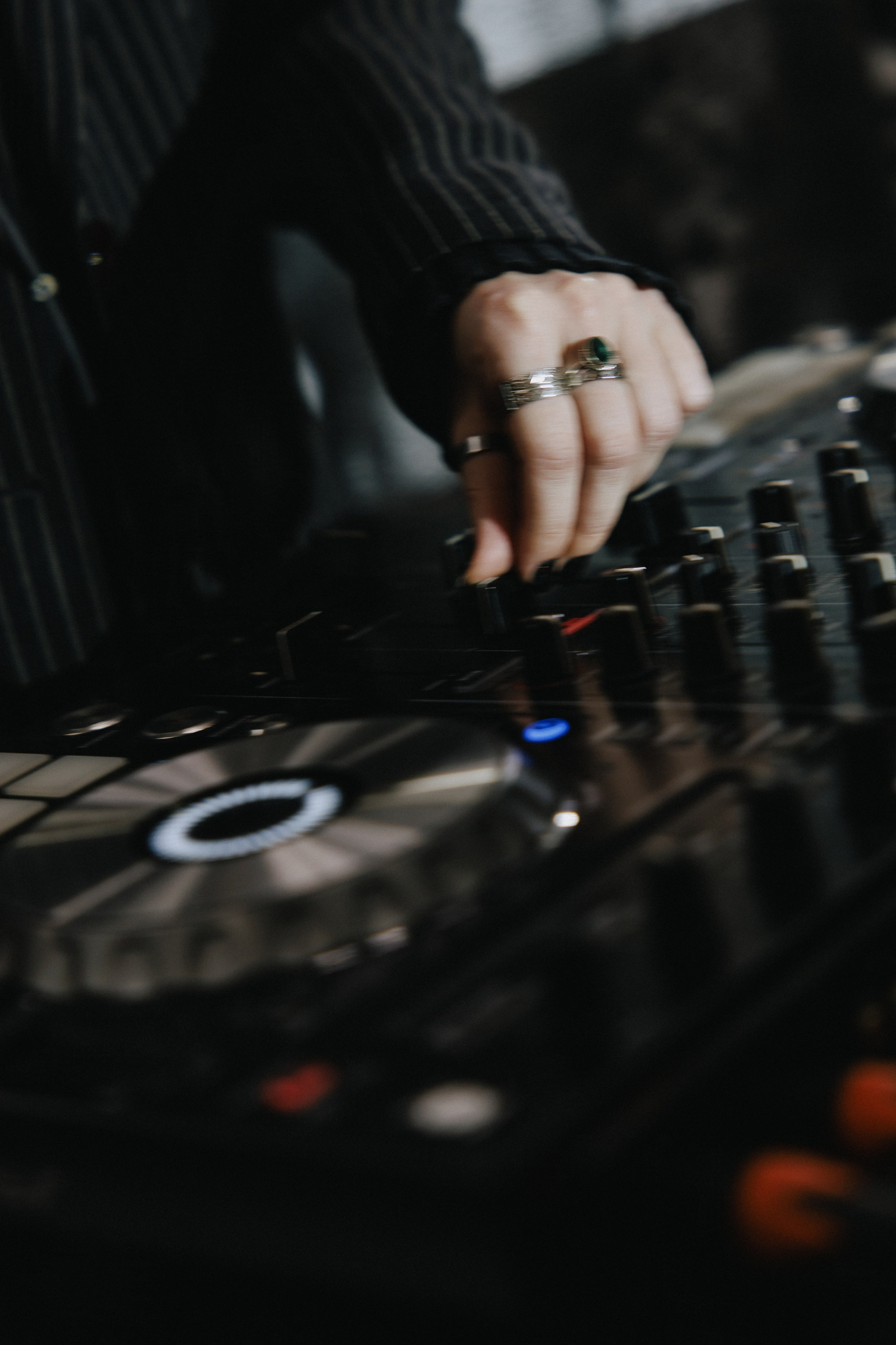 Выставка СТО ВЕЩЕЙ В ИНТЕРЬЕРЕ. Фотограф Иркутск Антипин Сергей