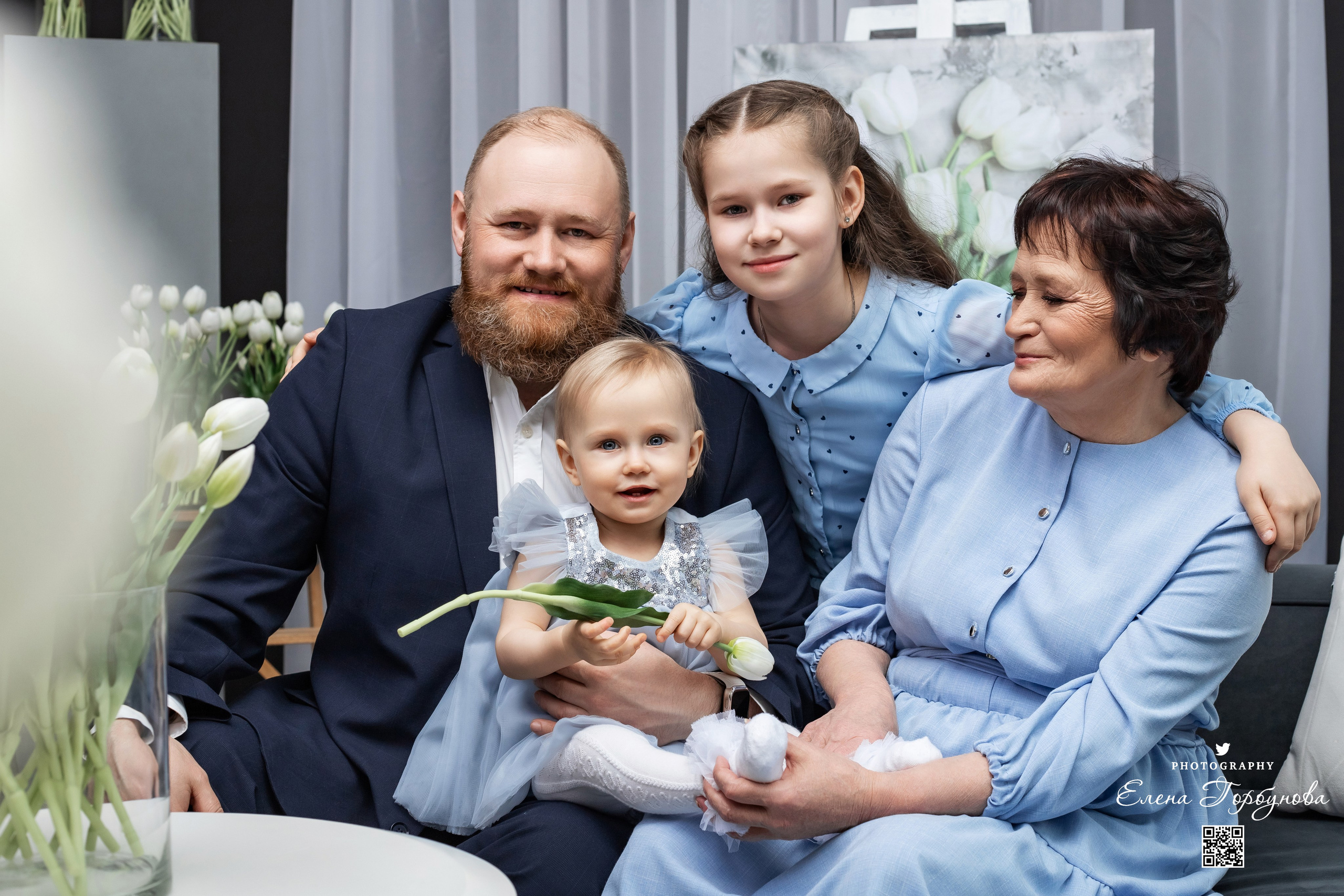 Семейная весна Татьяны 2025. Фотостудия Prestij. Фотограф Пермь. Свадьбы. Семья и дети, школа, д. сад. Фотокниги