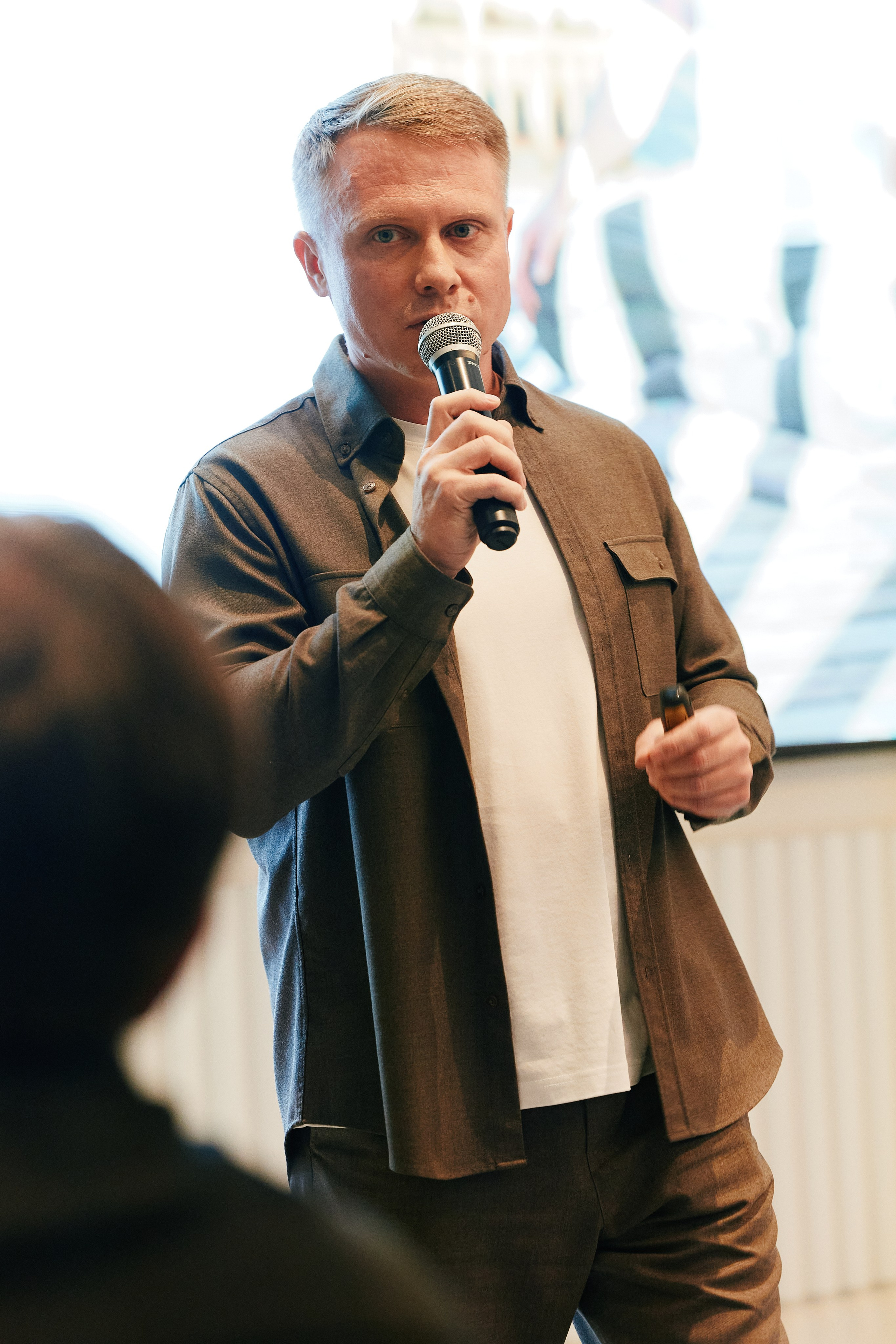 Современная женщина в Hilton 26.10. Свадебный репортажный фотограф краснодар максим дремов дрёмов фотосессия студия цена