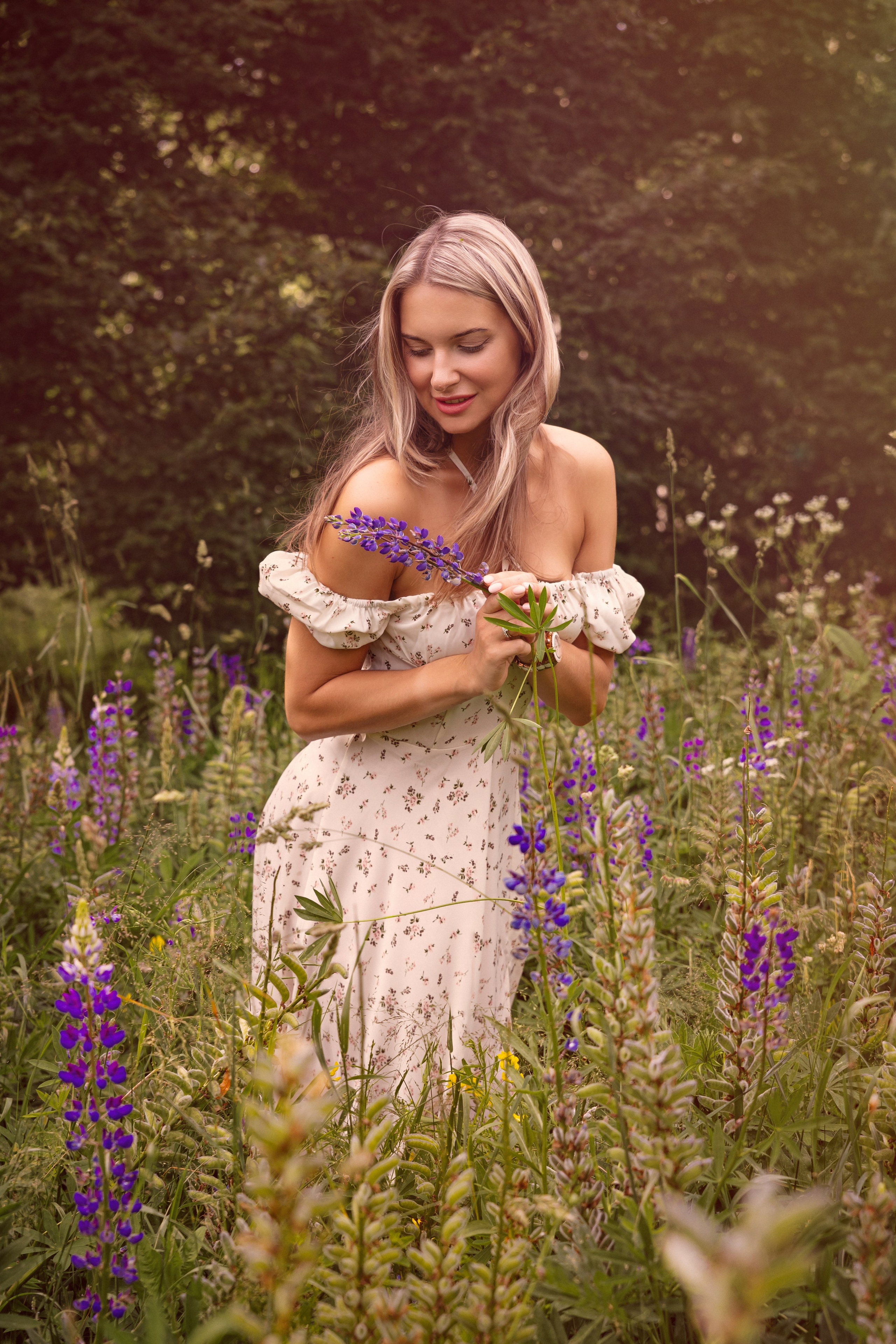 Семейная фотосессия на цветочной поляне. Трубинова Екатерина | Семейный фотограф | Москва