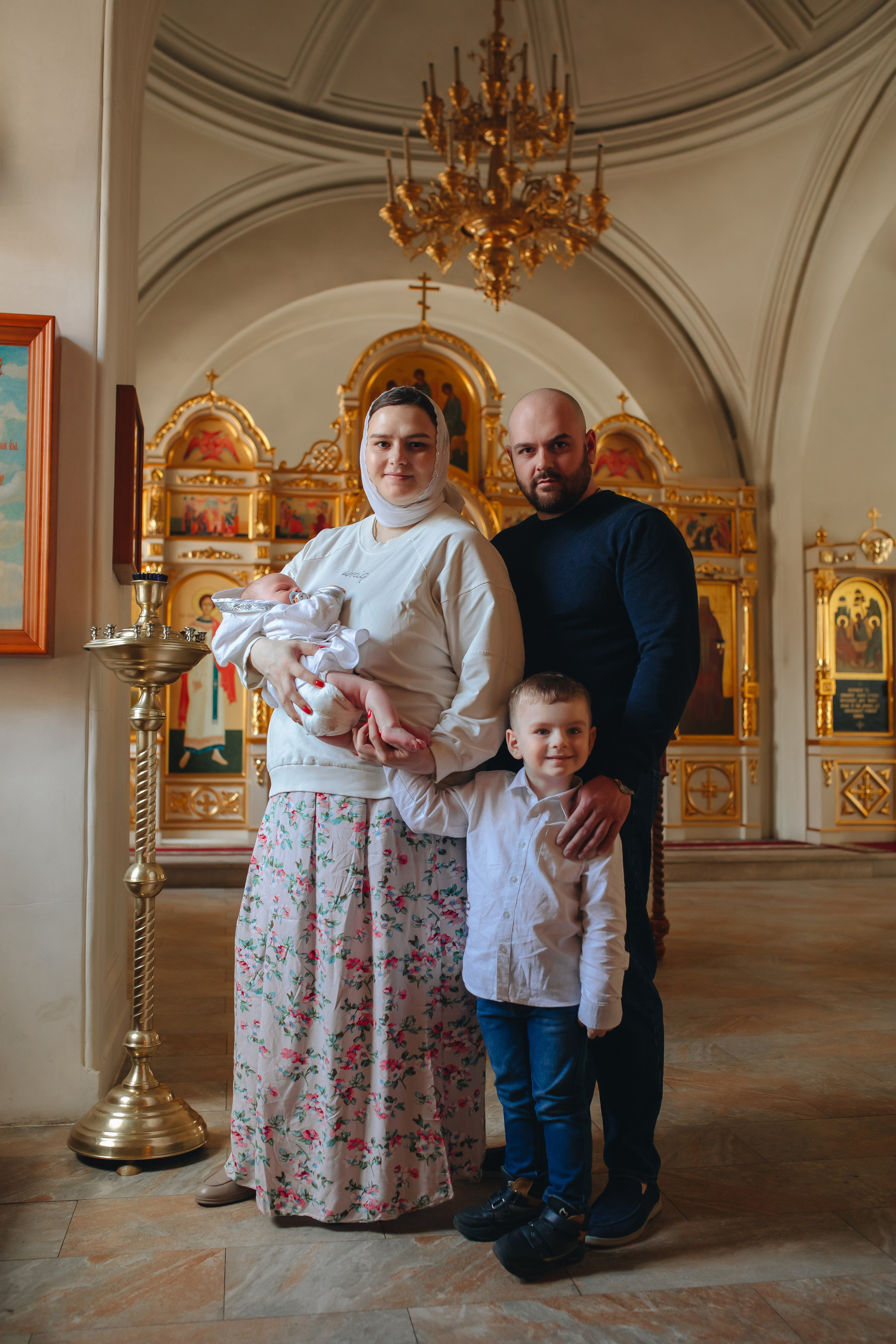 Крещение в светлом Храме. Семейный и детский фотограф в Москве Дорогова Екатерина