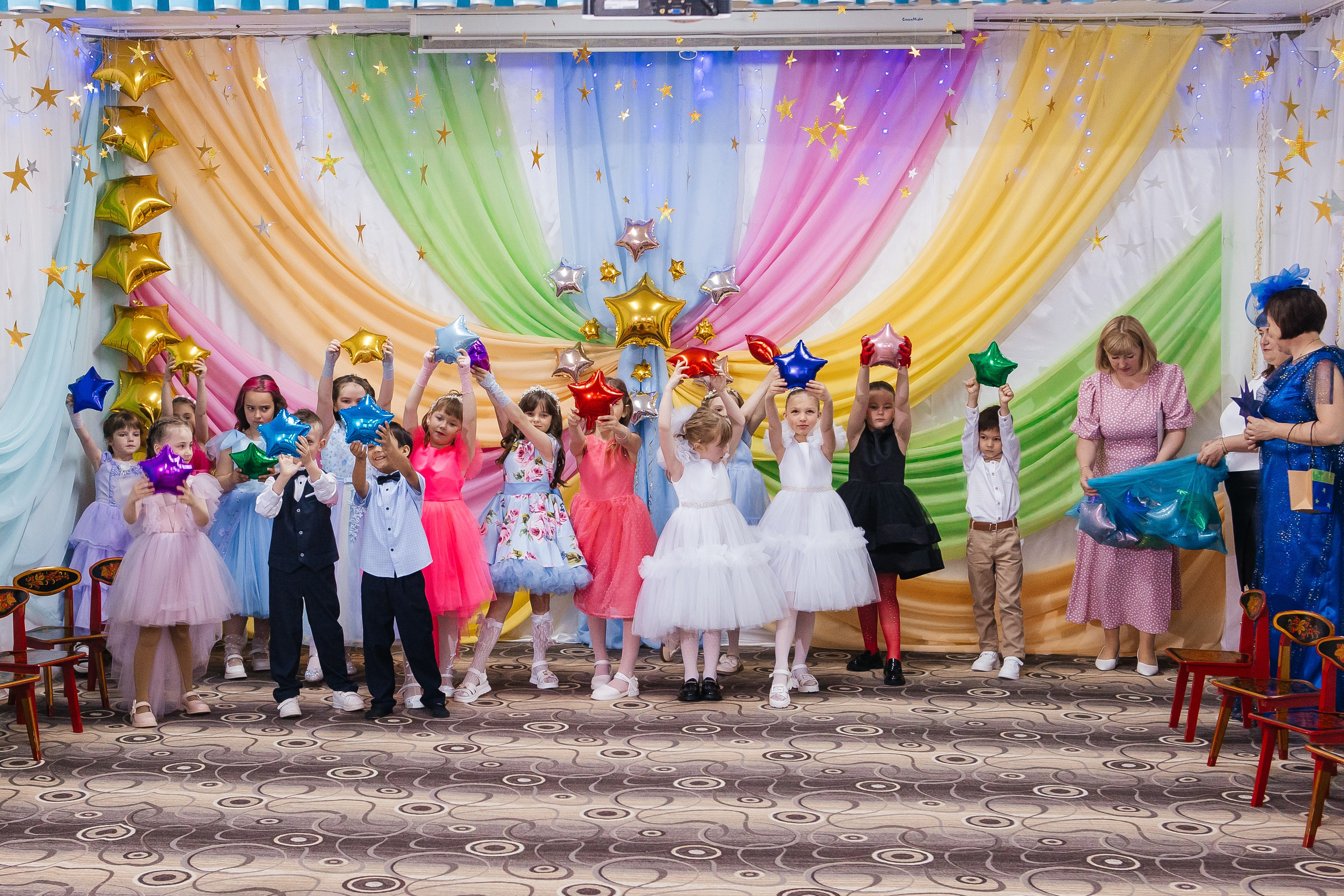 Д/с Сказка Выпускной. Свадебный, семейный фотограф. Выпускные альбомы в Коченёво / Новосибирск. Наталья Байкуш