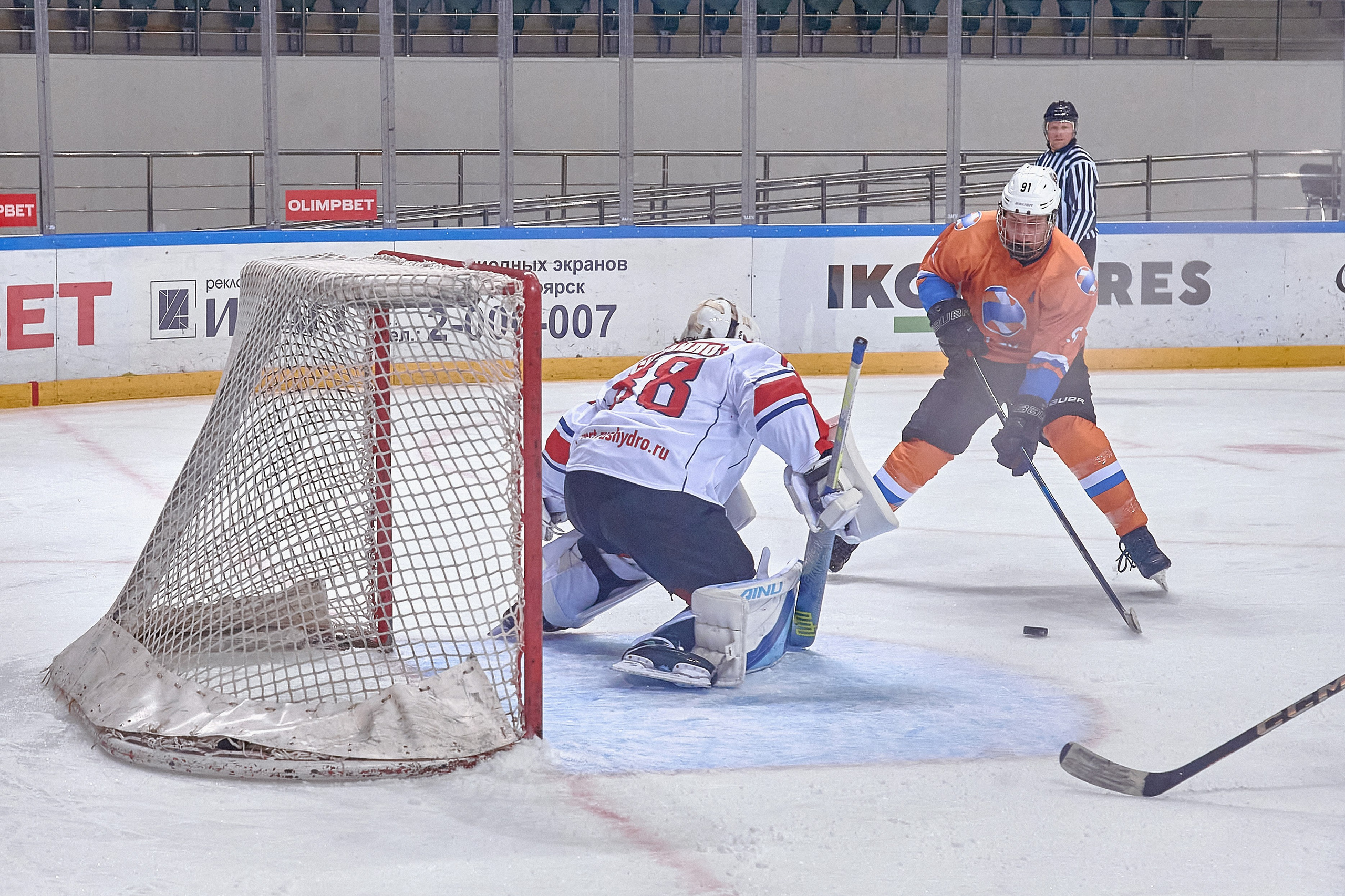 Платинум Арена — Хоккей — РусГидро. Фотограф Яковлев Роман — Красноярск