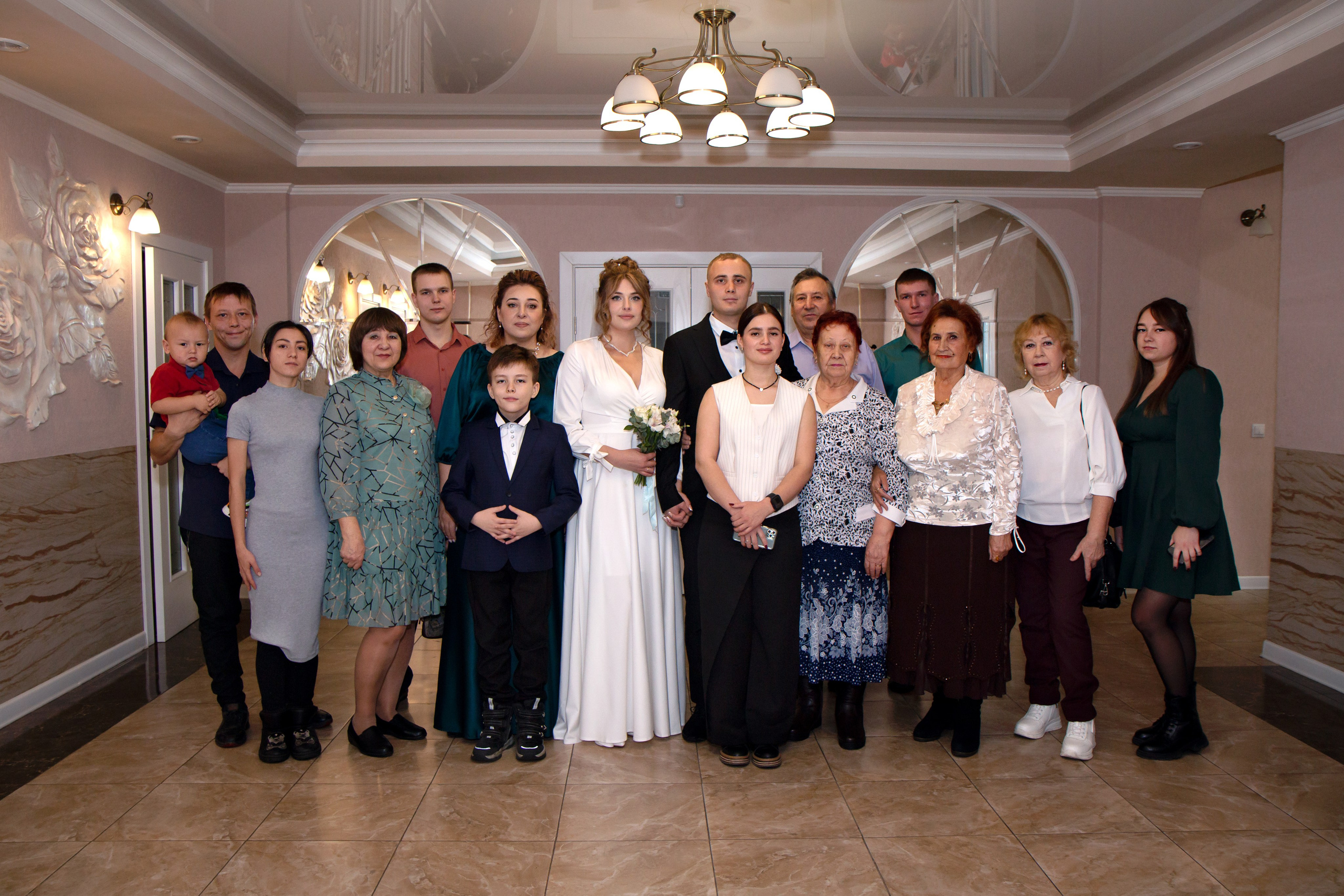 Свадебная фотосессия. Шелехов. Фотограф в Шелехове, лучшие выпускные альбомы в Шелехове