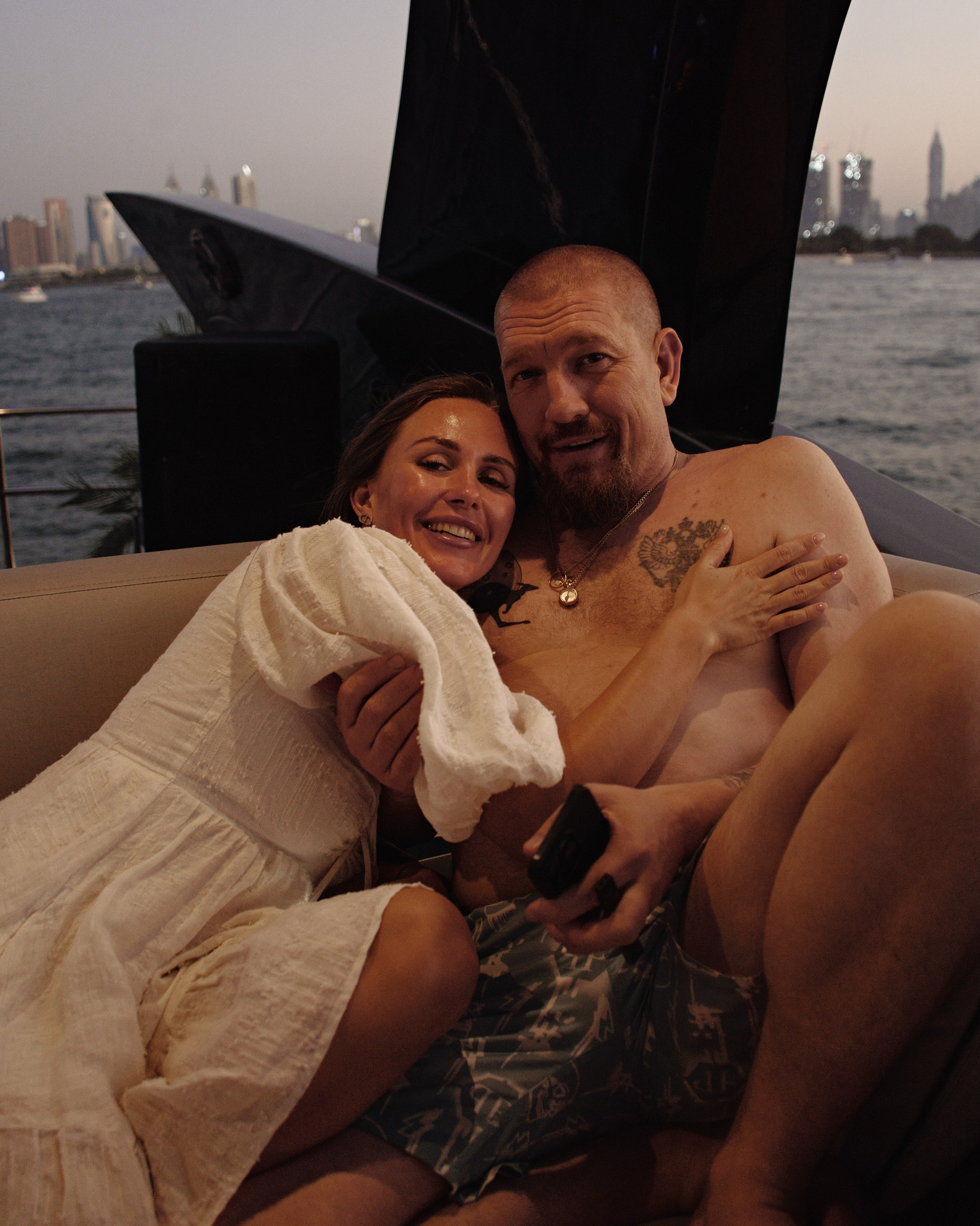 PAVEL DEREVYANKO. NOIZOMAX Художественный фотограф в Дубай