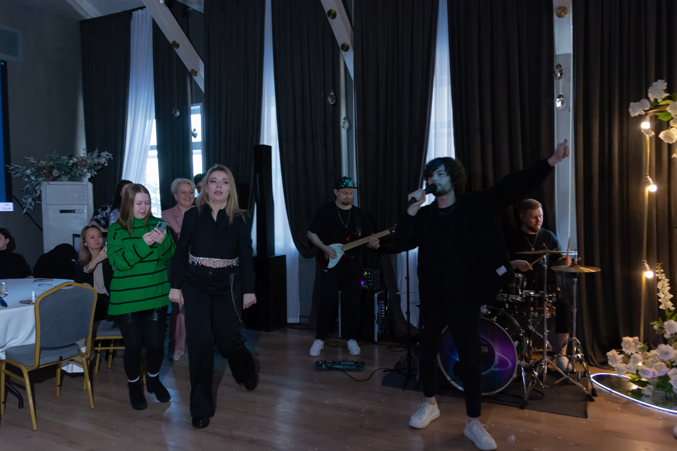 Свадебное чаепитие для молодоженов