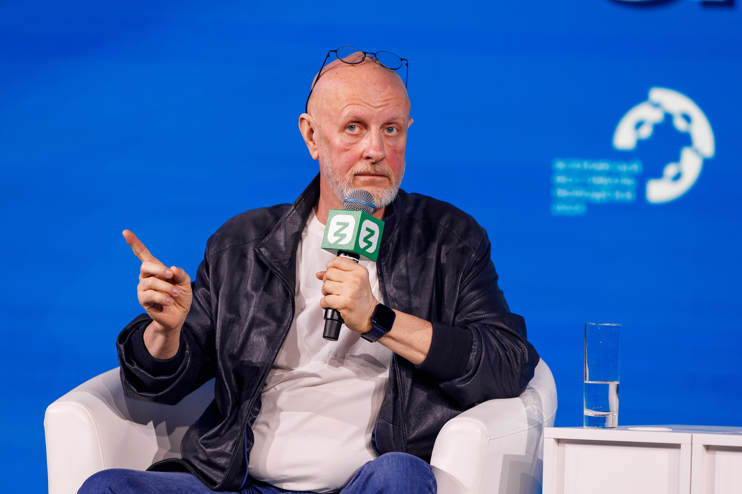 Всемирный фестиваль молодёжи 2024 в России. Репортажный фотограф в Москве, Сочи и Санкт-Петербурге