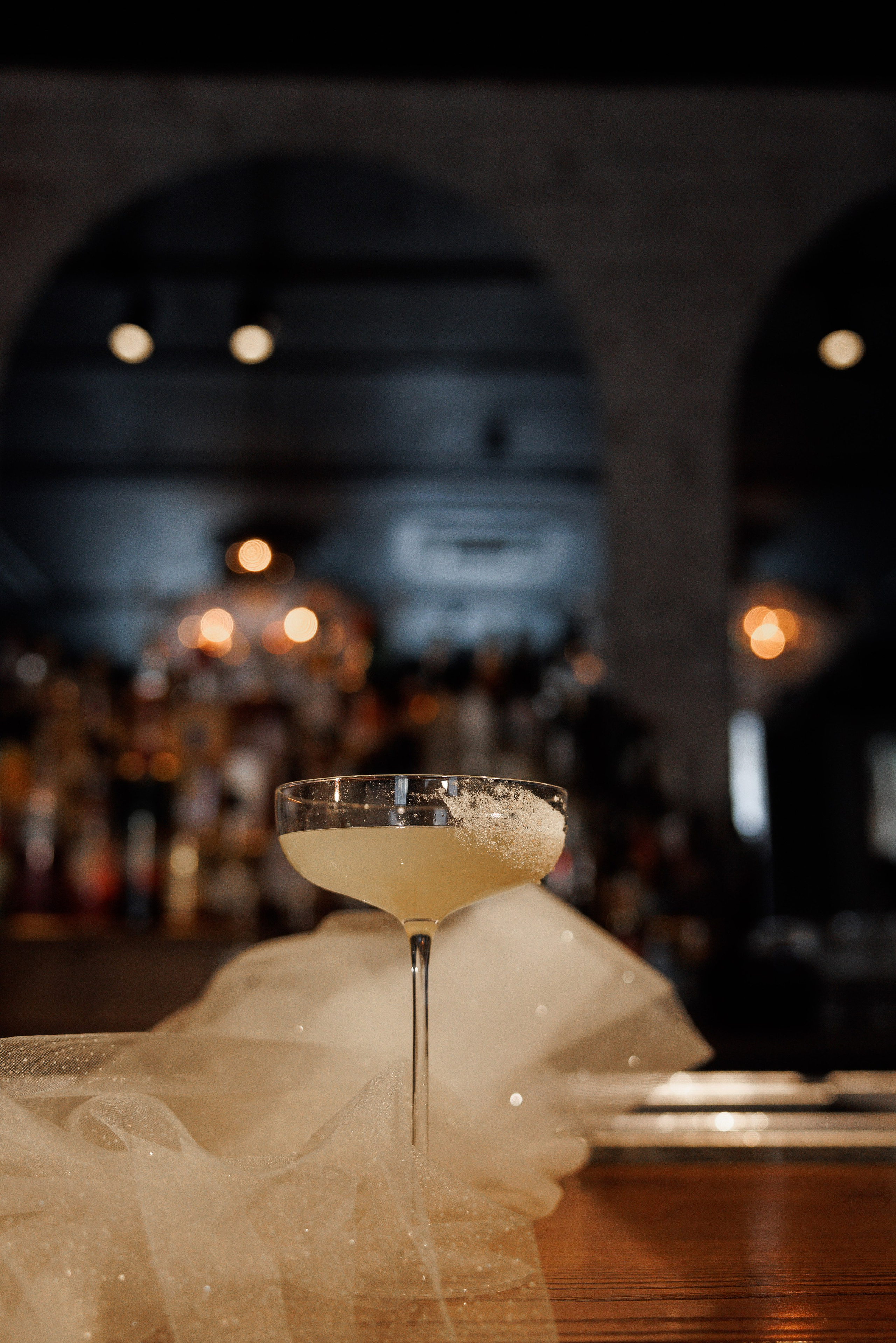 Свадебная серия в баре. Свадебный и семейный фотограф  во Владивостоке Ольга Украинец