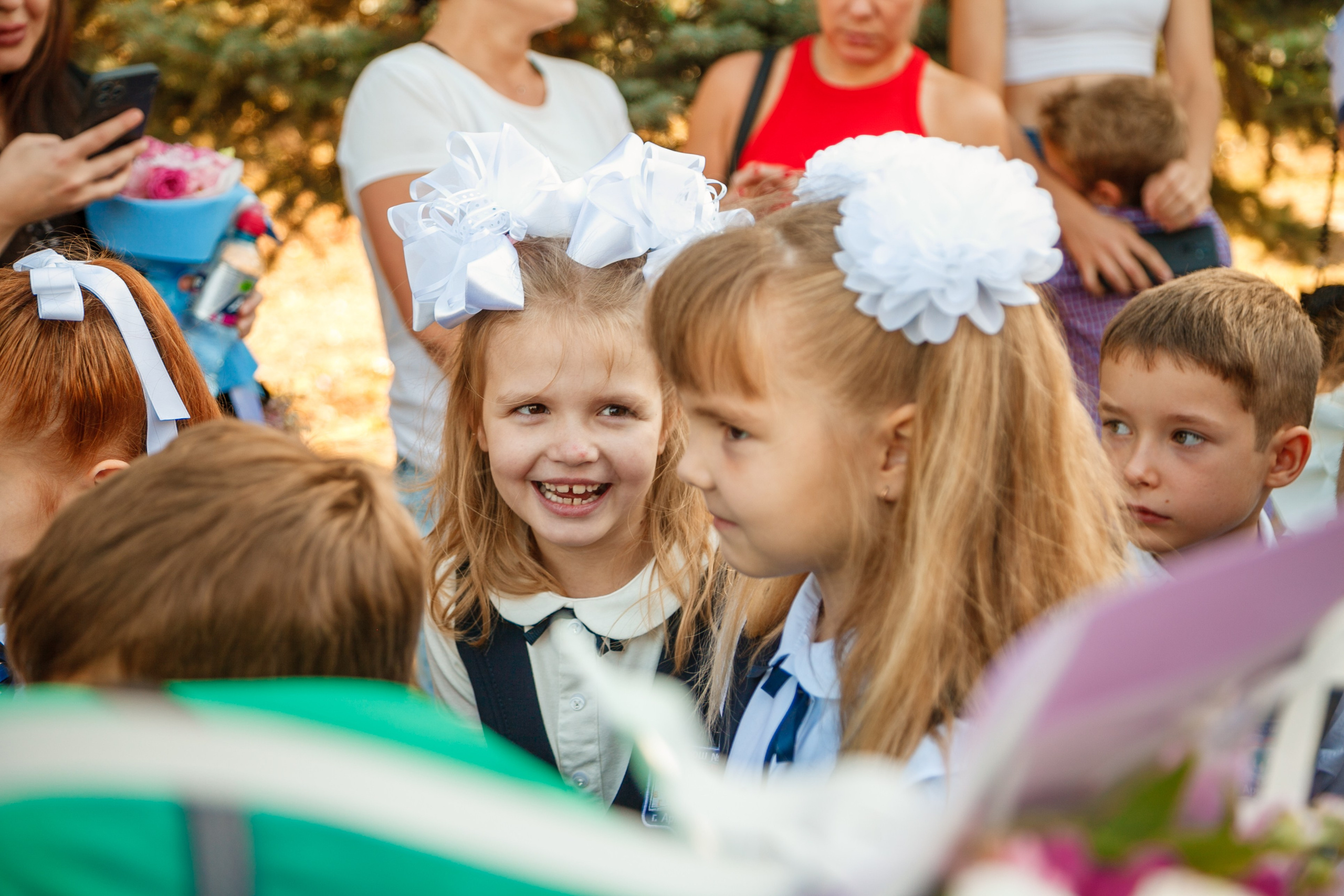 1 сентября линейка. Свадебный и семейный фотограф в Армавире