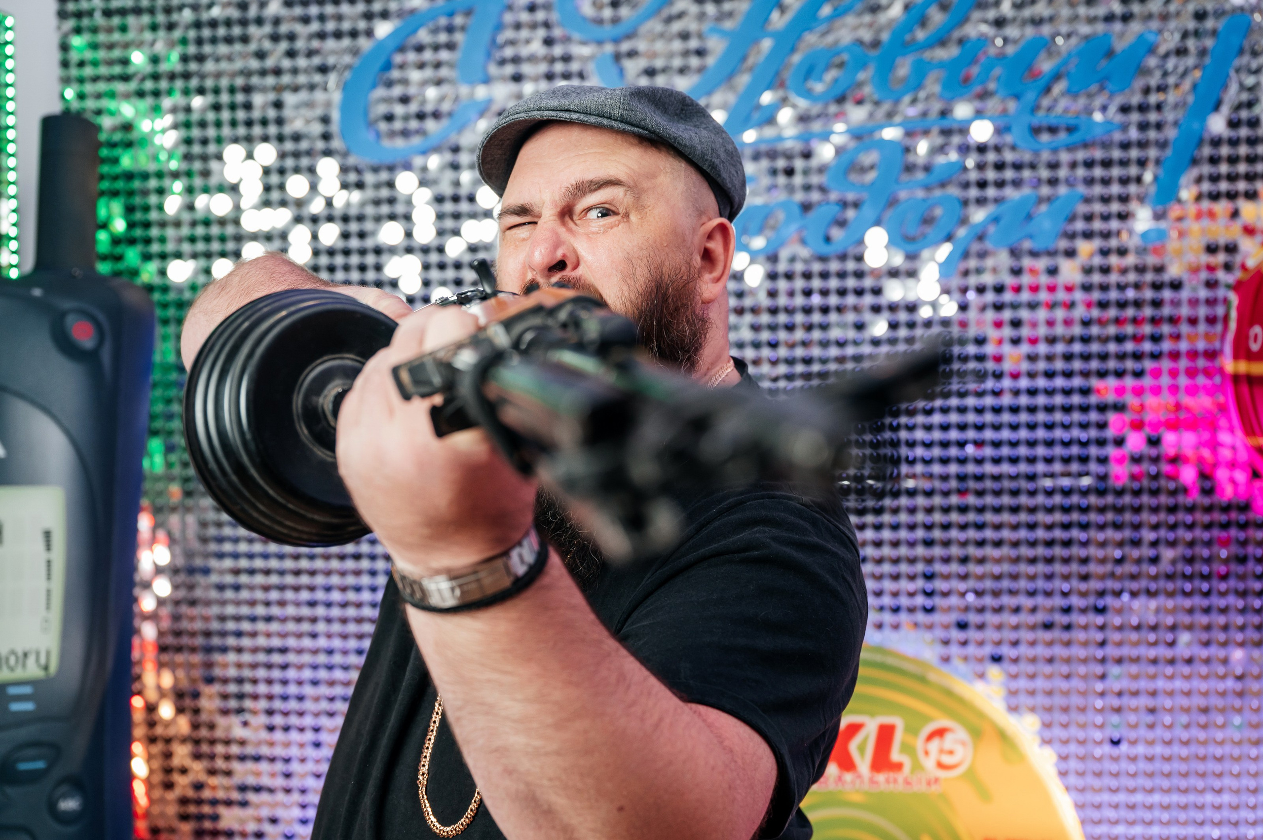 Корпоратив в стиле 90-х. Фотограф Дмитрий Сермяжко