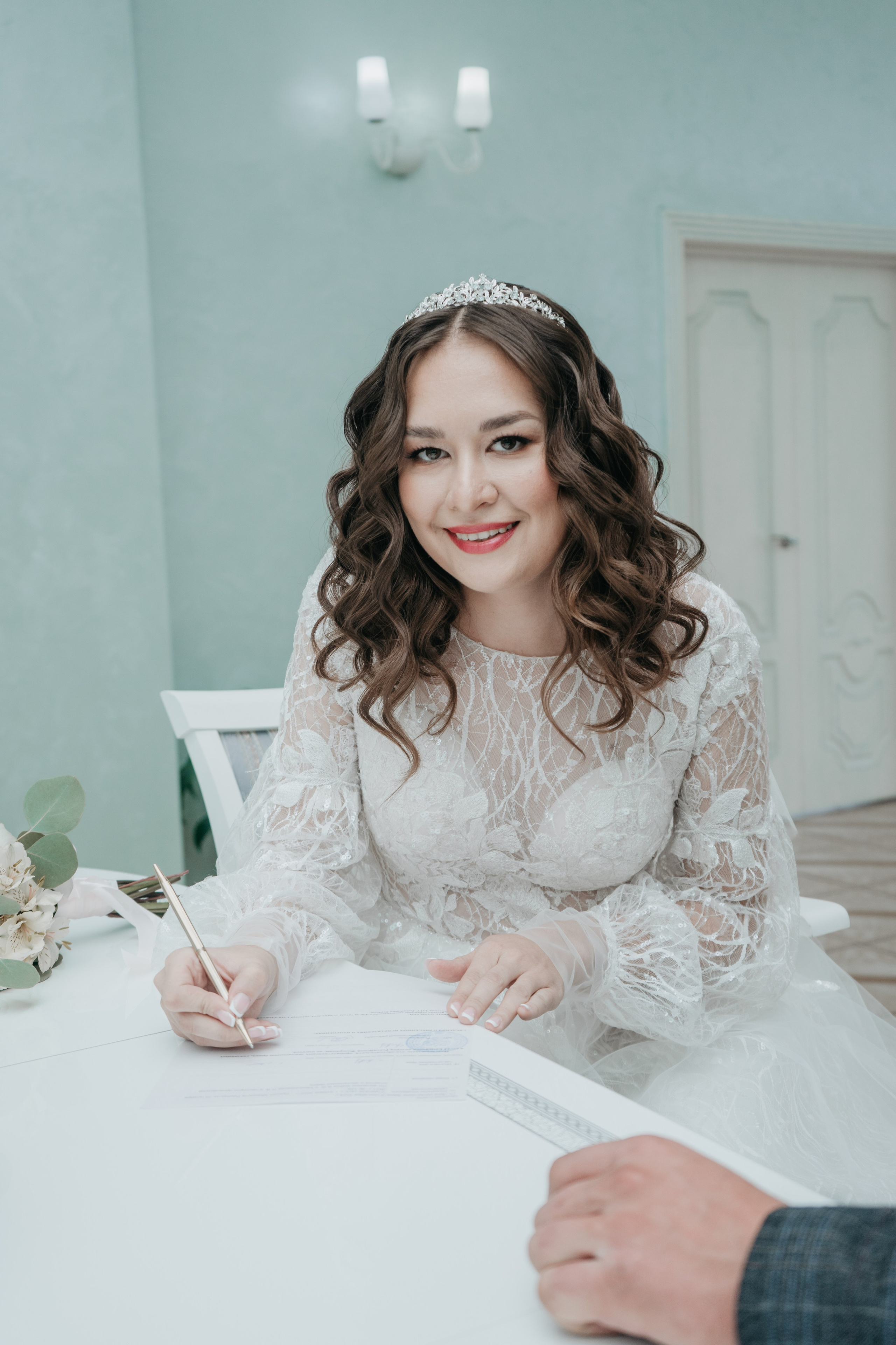 Свадебный фотографии с прогулки в окрестностях Улан-Удэ. Фотограф в Улан-Удэ. Свадебный фотограф в Улан-Удэ