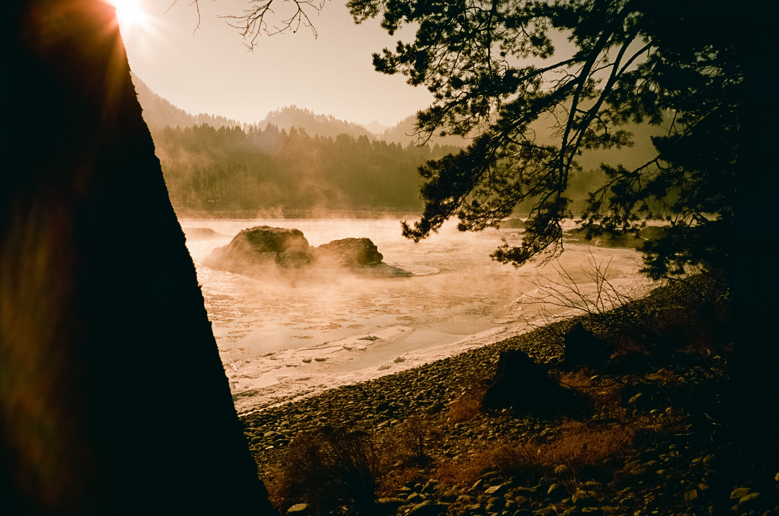 Острова на Катуни и торосы в сильный мороз. Базы Берель и Турсиб. Фотограф-документалист Мария Осокина