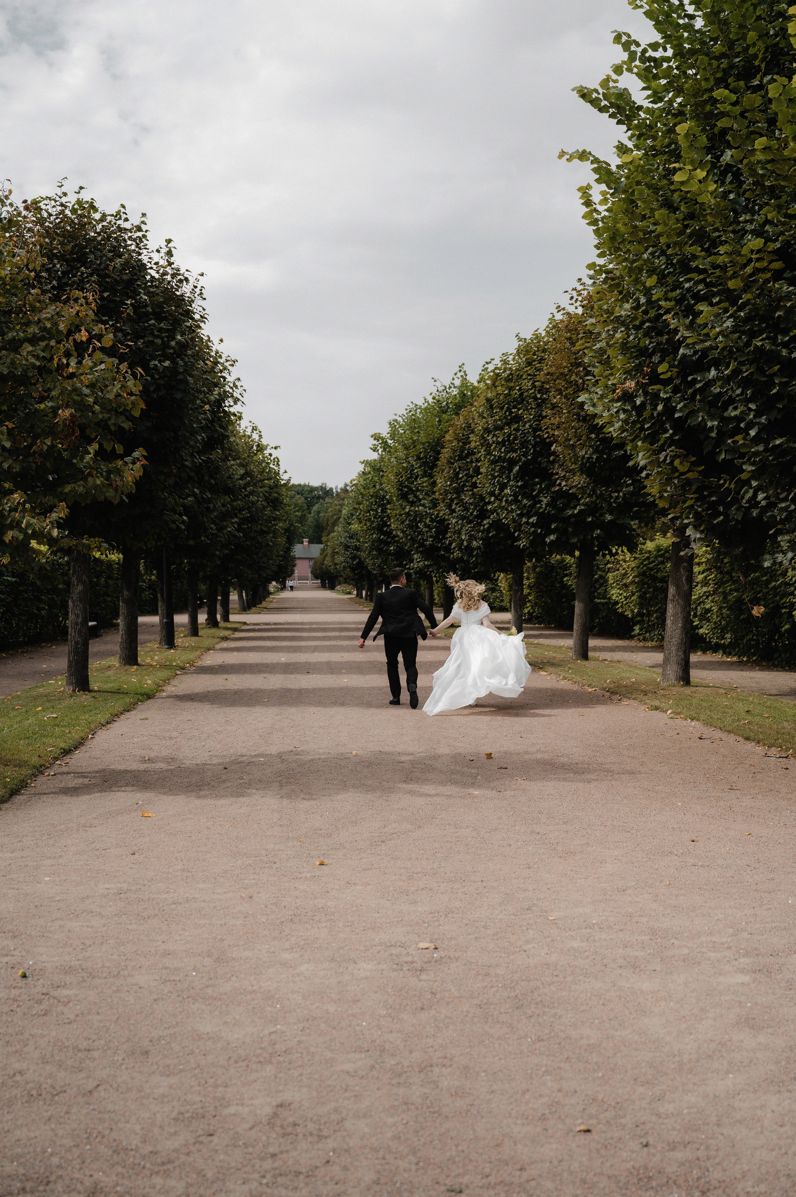 Илья и Ольга.Кусково. Свадебный фотограф Раменское-Москва