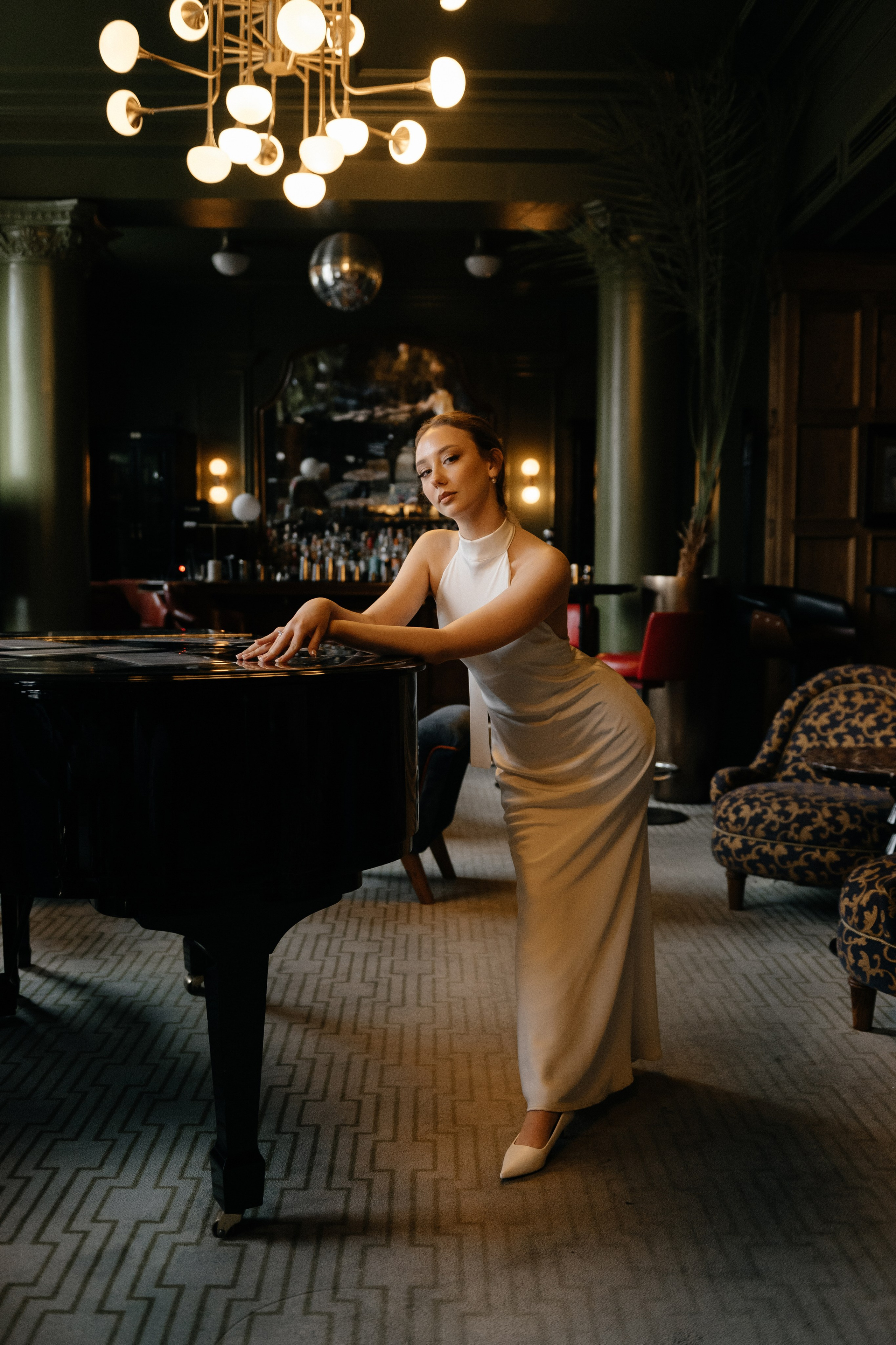 Wedding day in Martinique Bar. Wedding PHOTOGRAPHER Andrew Vnukov