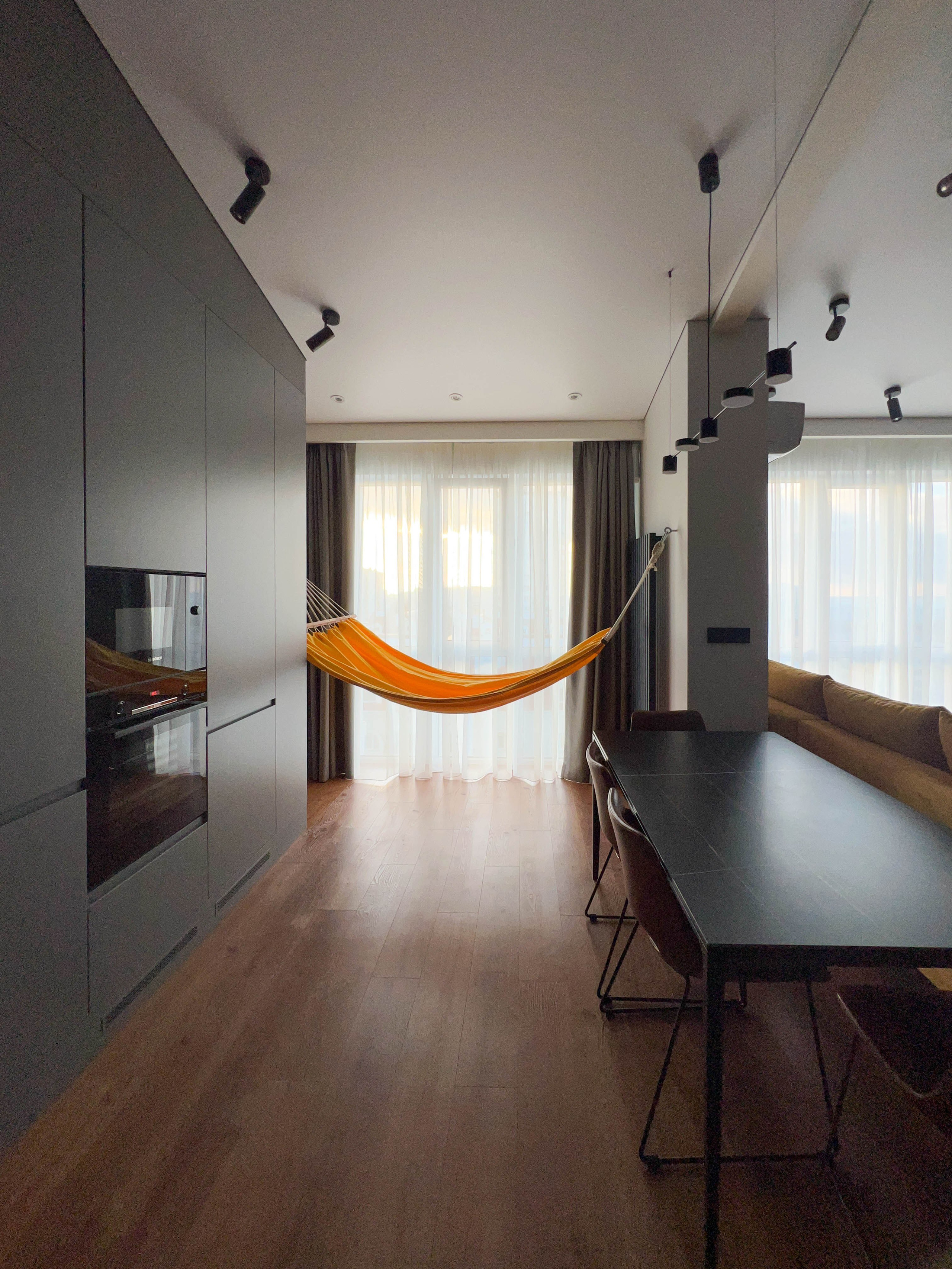 The apartment is on two levels. Fotograf Dmitrii Donets
