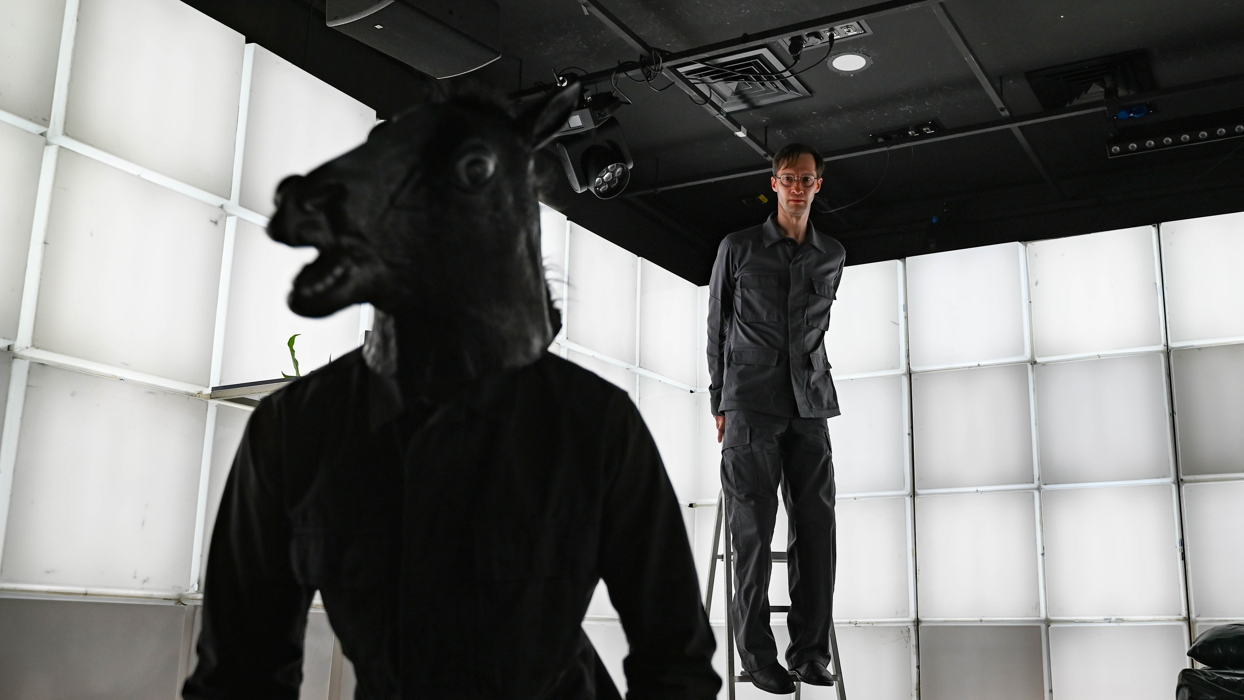 Спектакль "Серёжа очень тупой". Театральный фотограф Михаил Макаричев-Энгельс