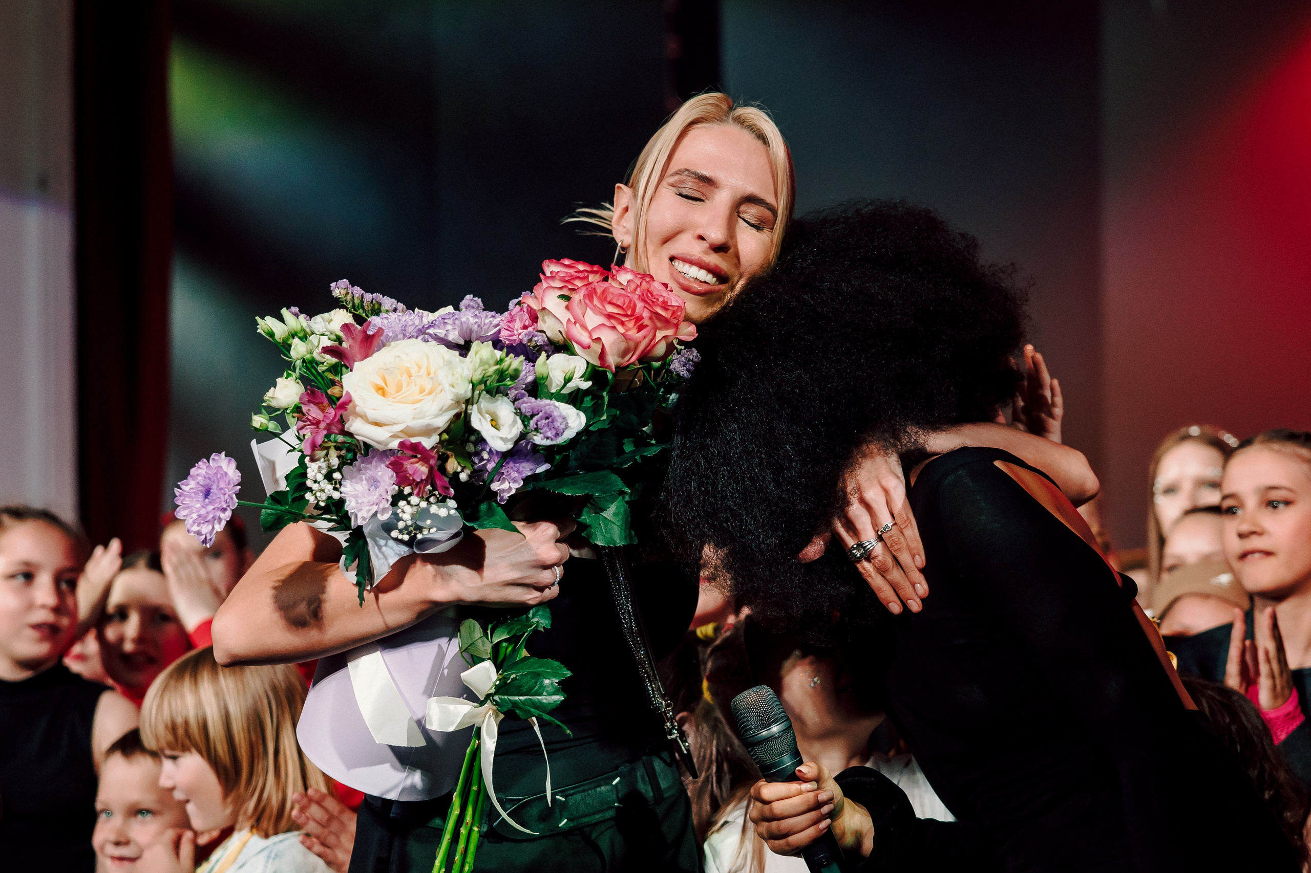 Отчётный концерт танцевальной школы «Red Rabbits» 2025. Лёшка Варзегов — фотограф