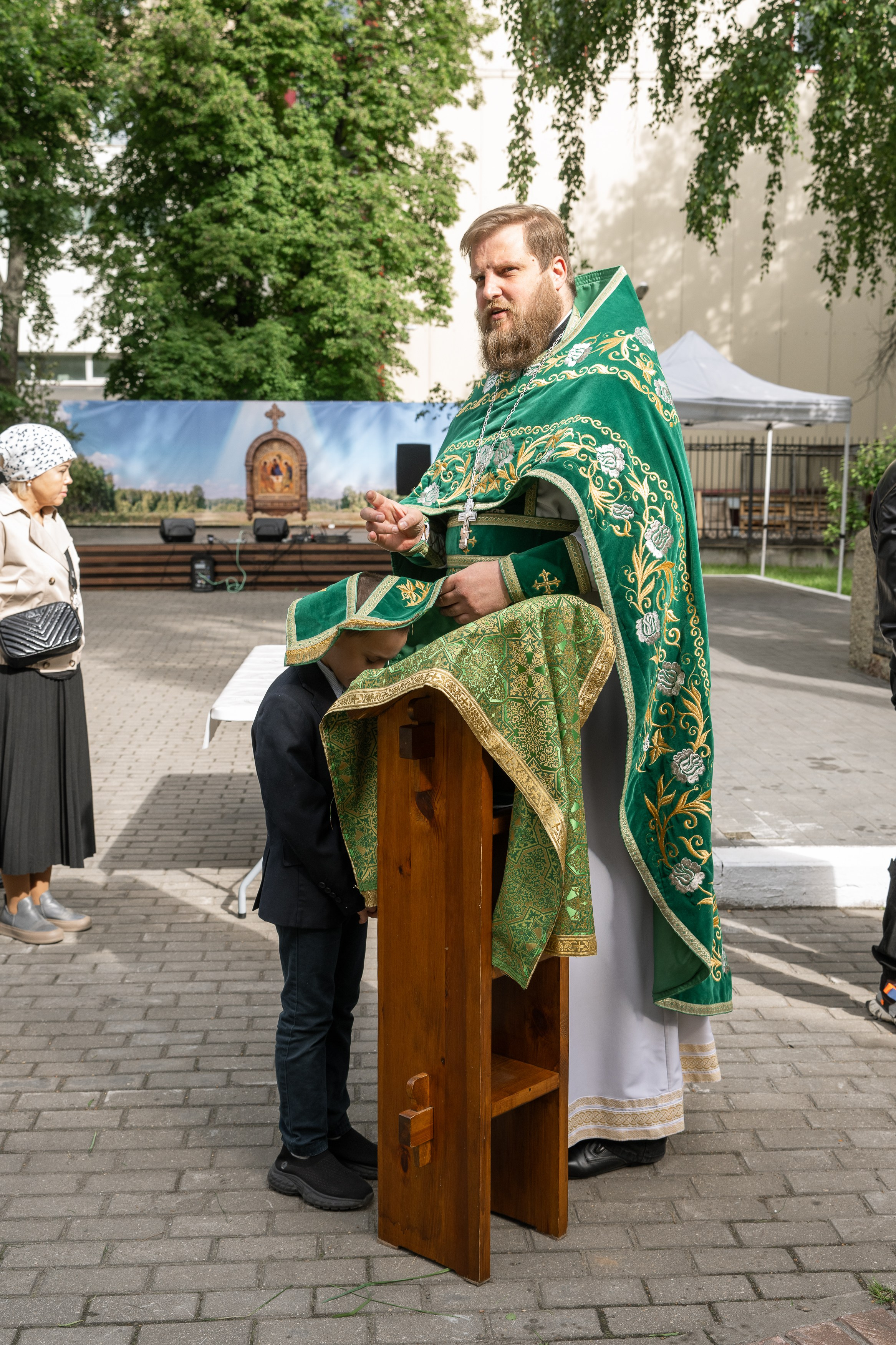 Престольный праздник в храме Троицы Живоначальной. Фотограф Москва/Подмосковье