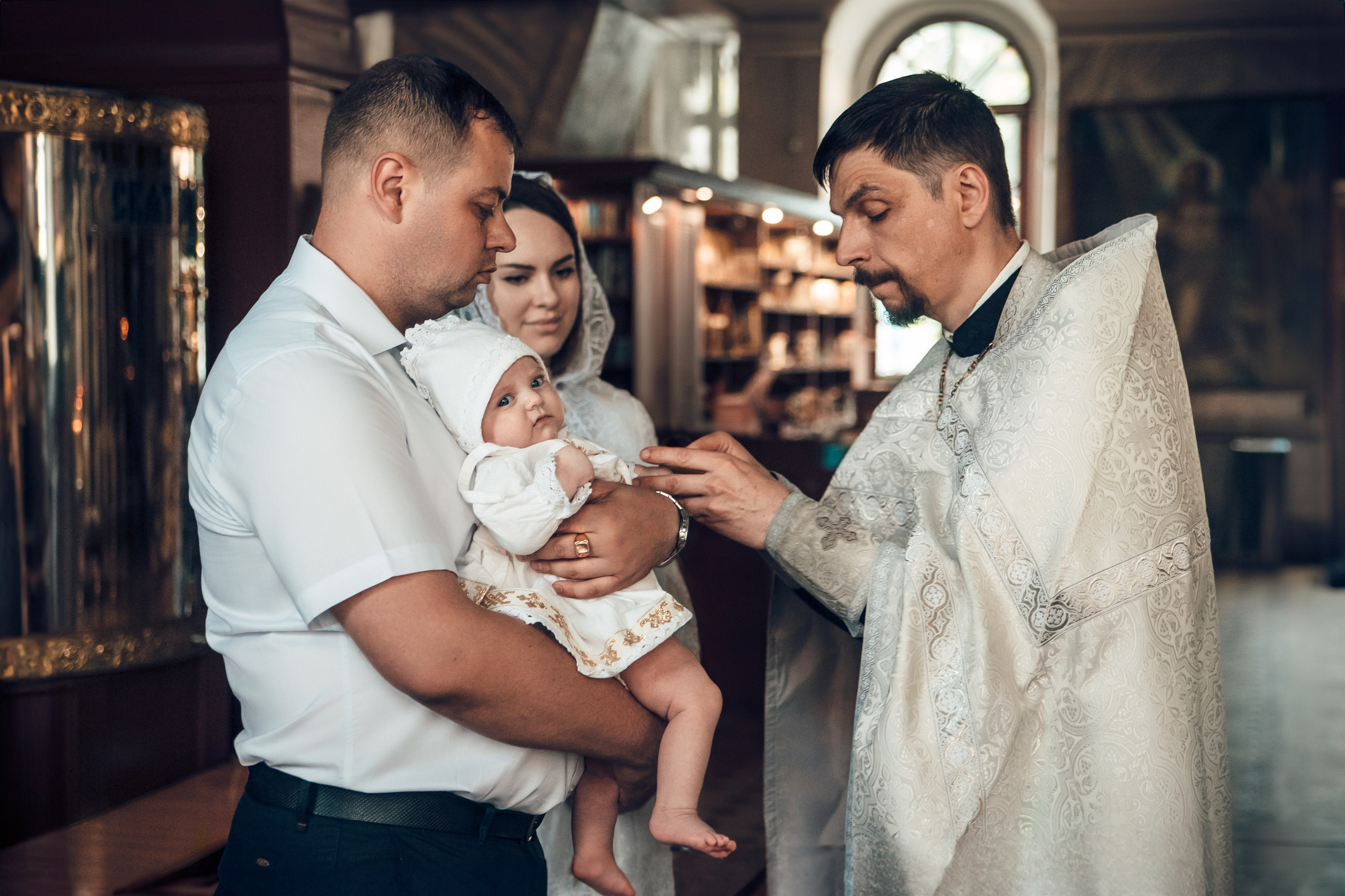 Крещение Василисы. Семейный фотограф в Калуге Ирина Ушакова. Фотограф на роды