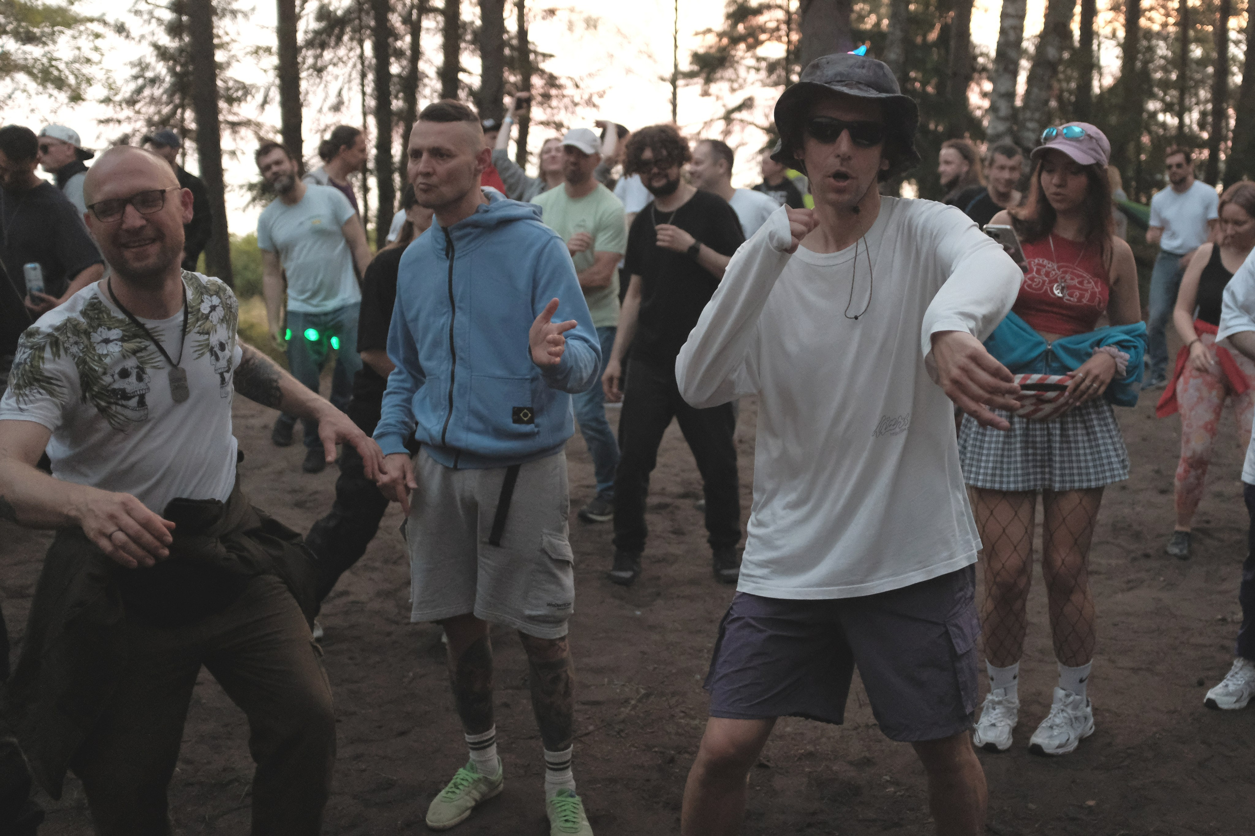 Пикник на обочине от команды EMC. 11июля 2025. Репортажный фотограф в Санкт-Петербурге Даниил Могута