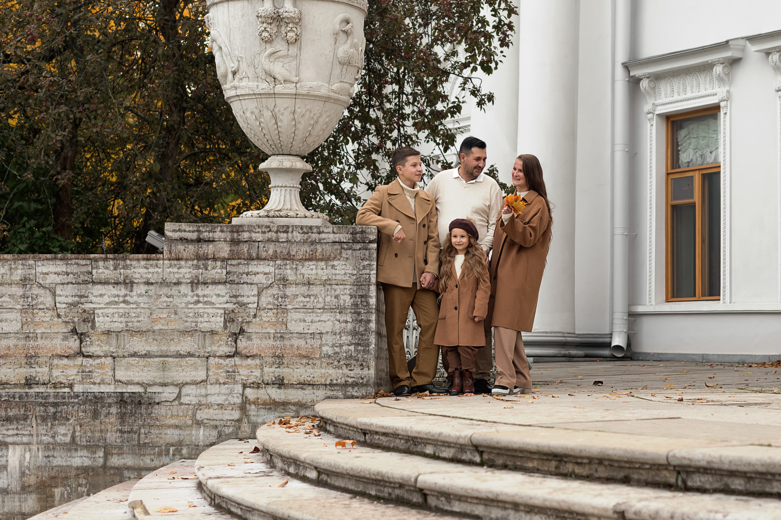 Золотая осень. Семейный фотограф Любовь Саркеева
