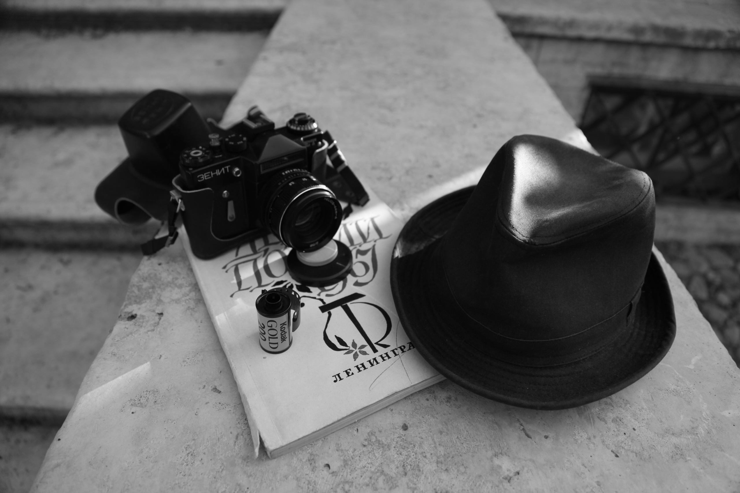 Портрет фотографа. Позитивный контент-фотограф в Санкт-Петербурге Мария Устинова