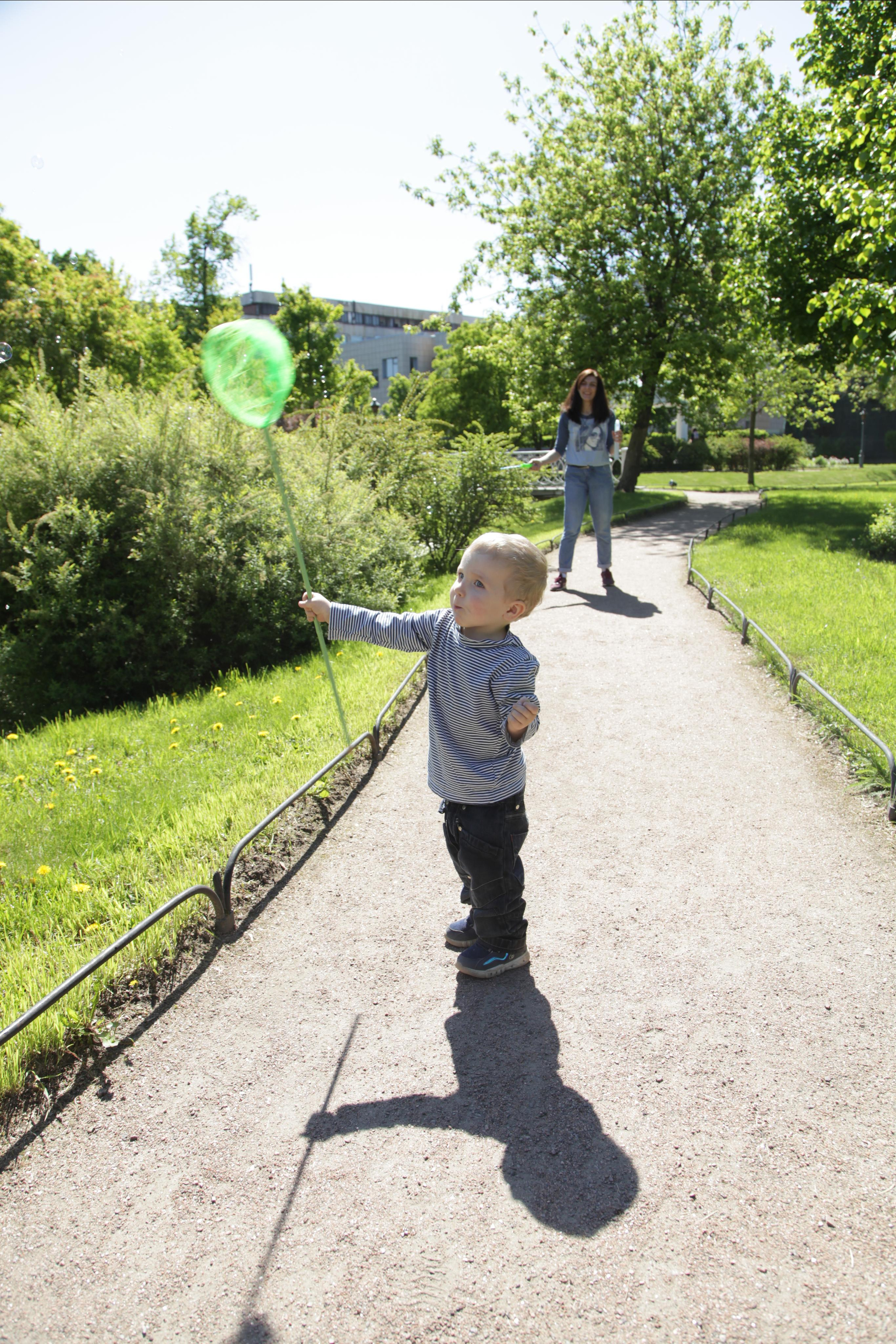Малыш в Польском Садике. Позитивный контент-фотограф в Санкт-Петербурге Мария Устинова
