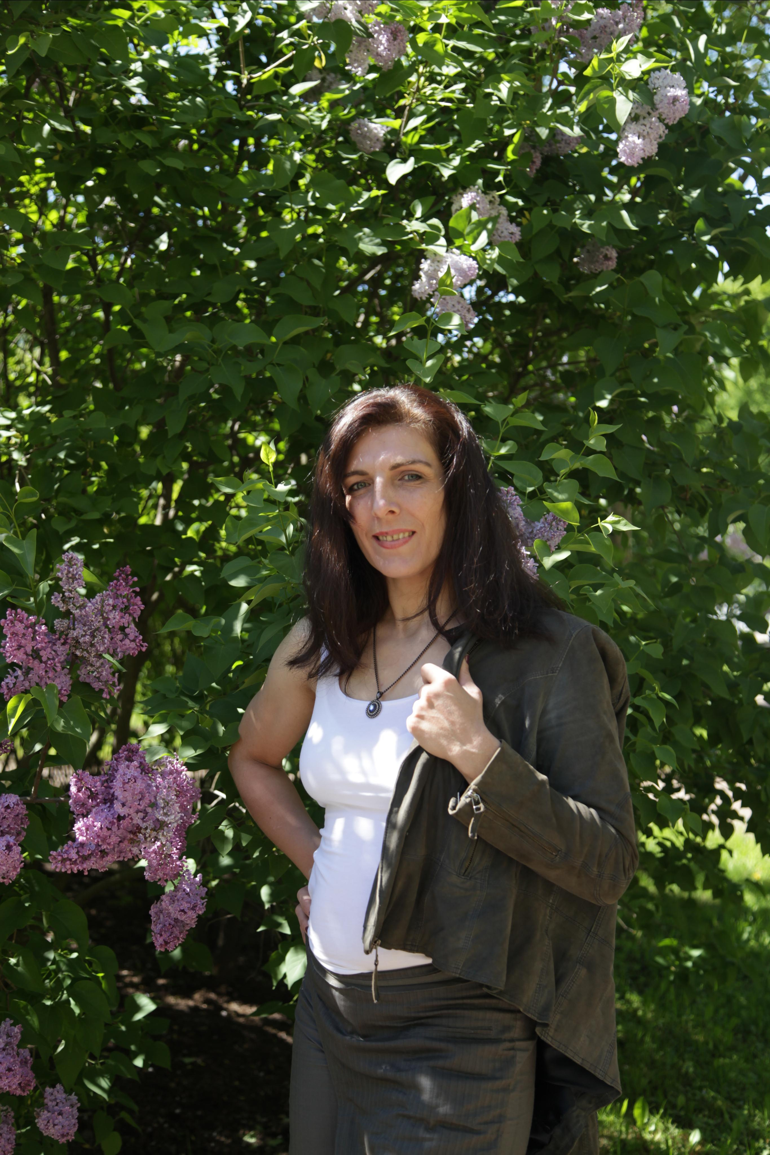 Цветет сирень. Позитивный контент-фотограф в Санкт-Петербурге Мария Устинова