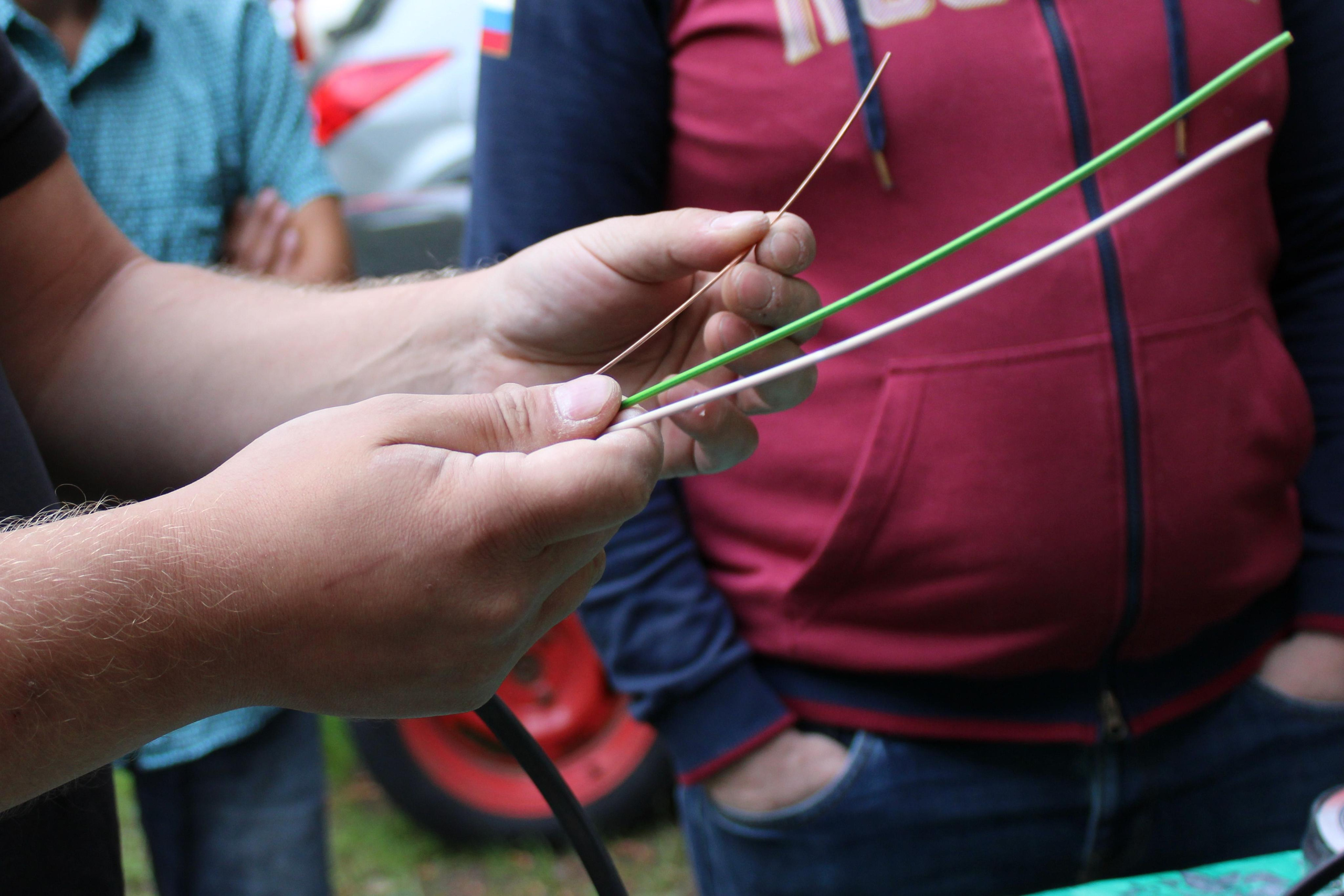 Испытание кабеля ВВгНГ. Позитивный контент-фотограф в Санкт-Петербурге Мария Устинова