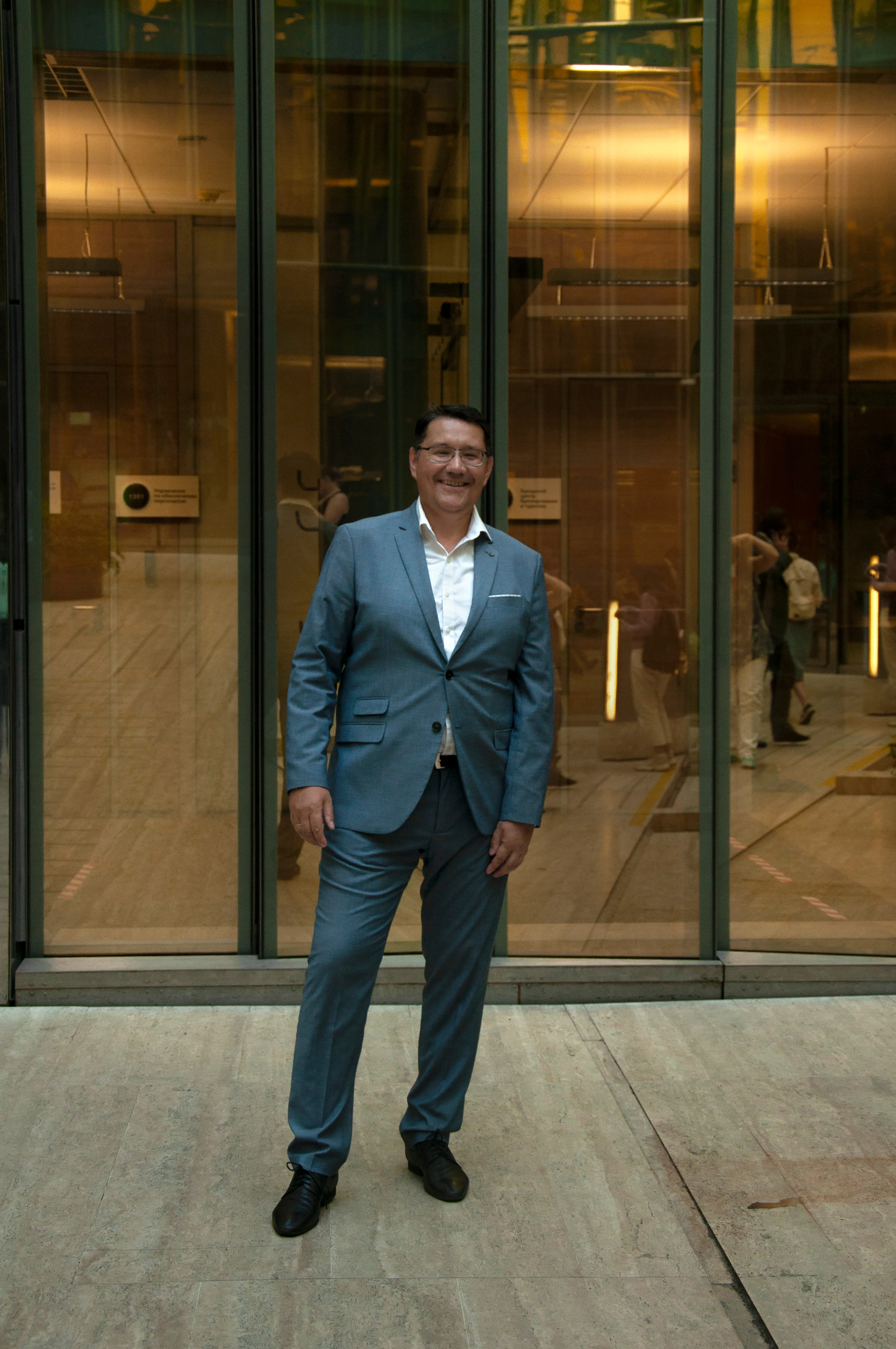 Преподаватель ораторского искусства и импровизации — Павел Васильев. Позитивный контент-фотограф в Санкт-Петербурге Мария Устинова