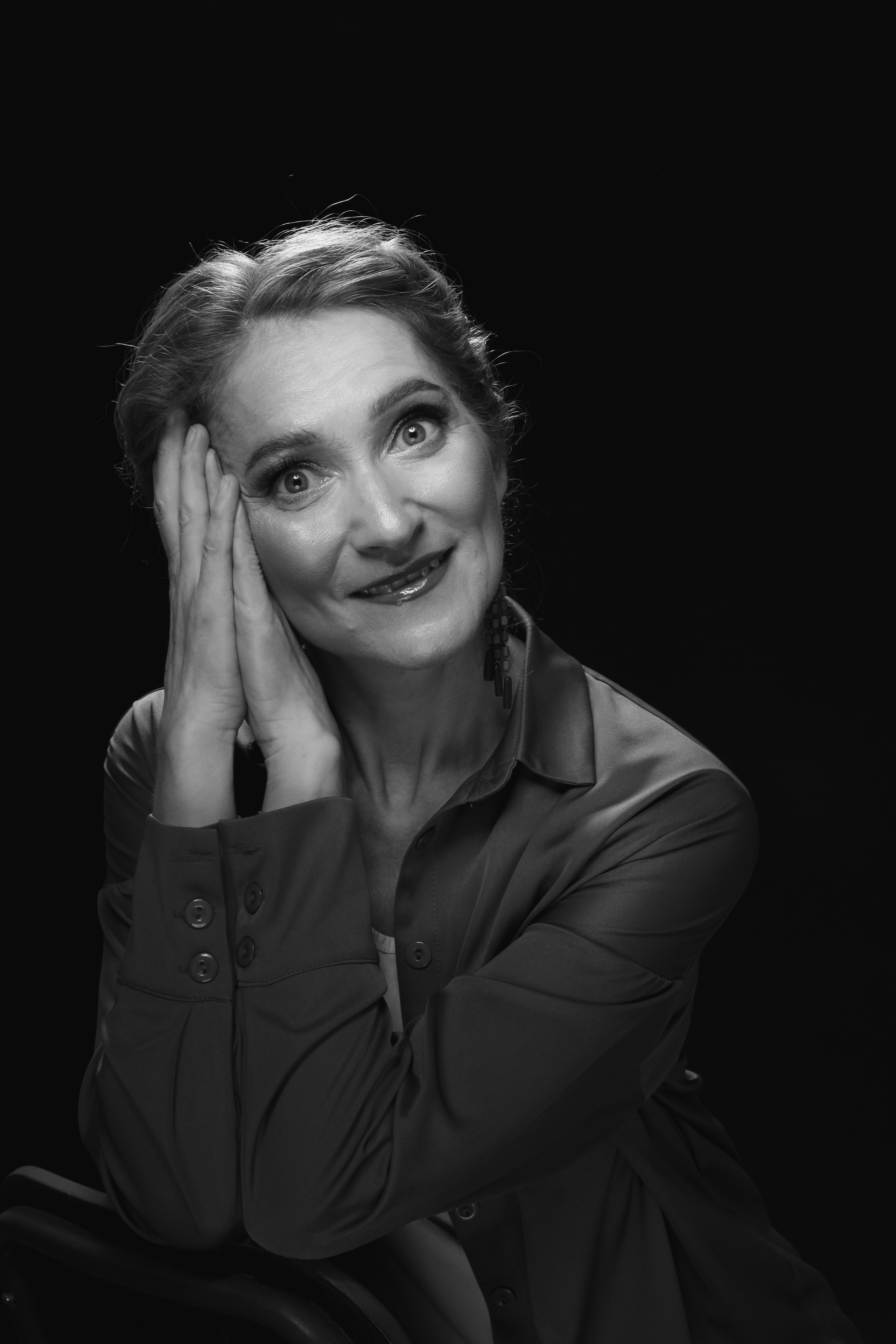 Портрет актрисы. Позитивный контент-фотограф в Санкт-Петербурге Мария Устинова