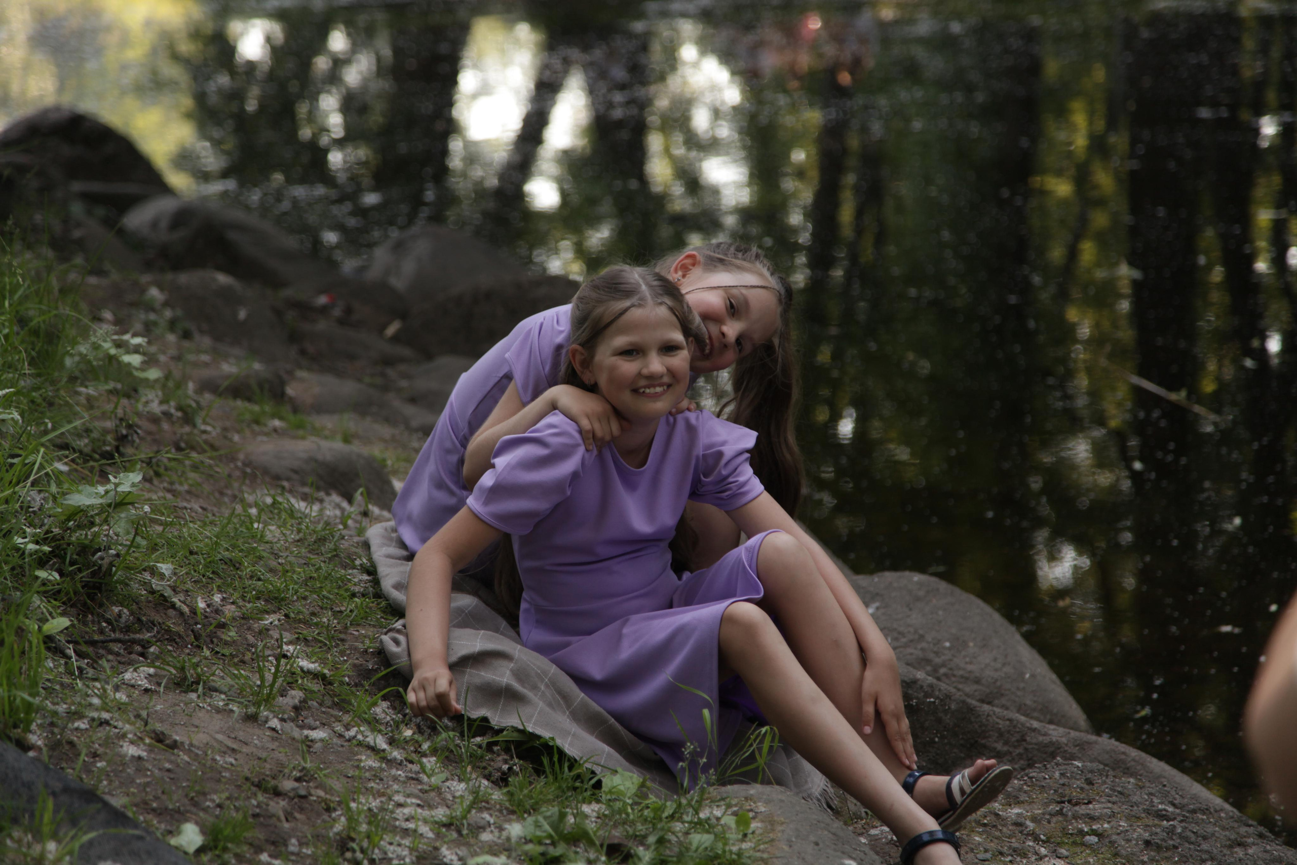 Красавицы сестренки. Позитивный контент-фотограф в Санкт-Петербурге Мария Устинова