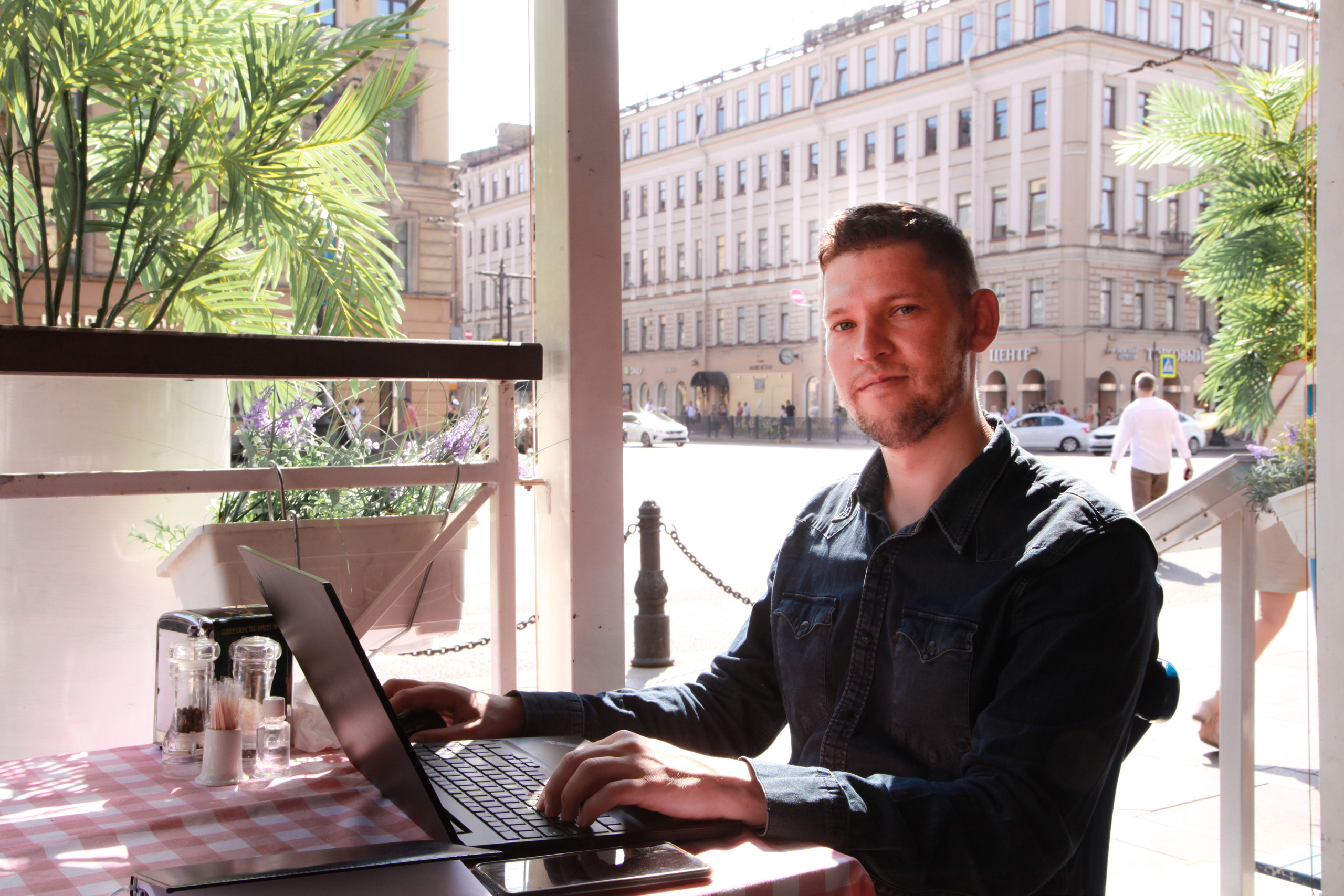 Портрет веб-разработчика. Позитивный контент-фотограф в Санкт-Петербурге Мария Устинова