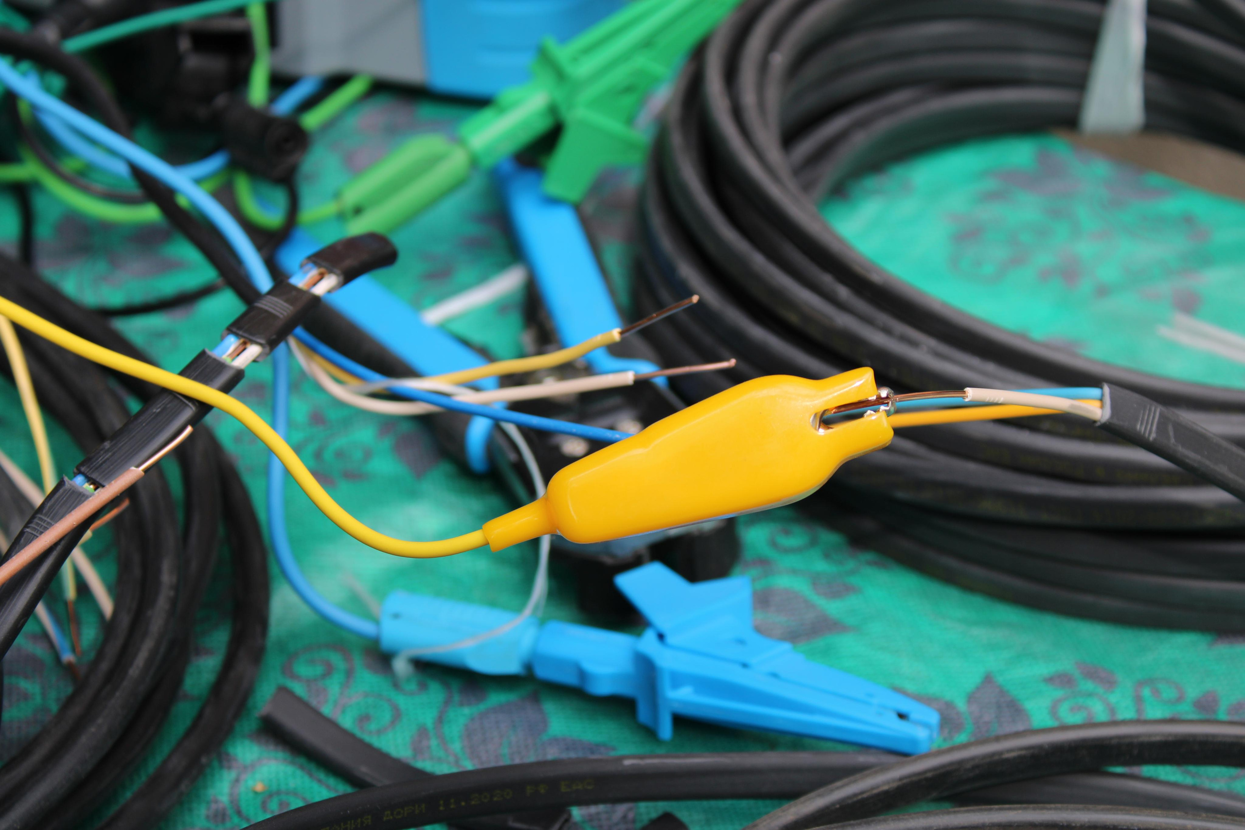 Испытание кабеля ВВгНГ. Позитивный контент-фотограф в Санкт-Петербурге Мария Устинова