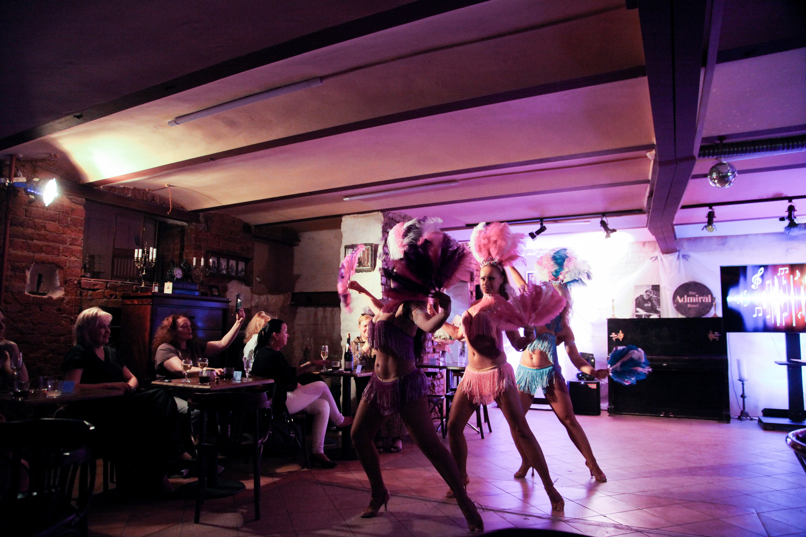 Концерт Златы Аметист. Позитивный контент-фотограф в Санкт-Петербурге Мария Устинова