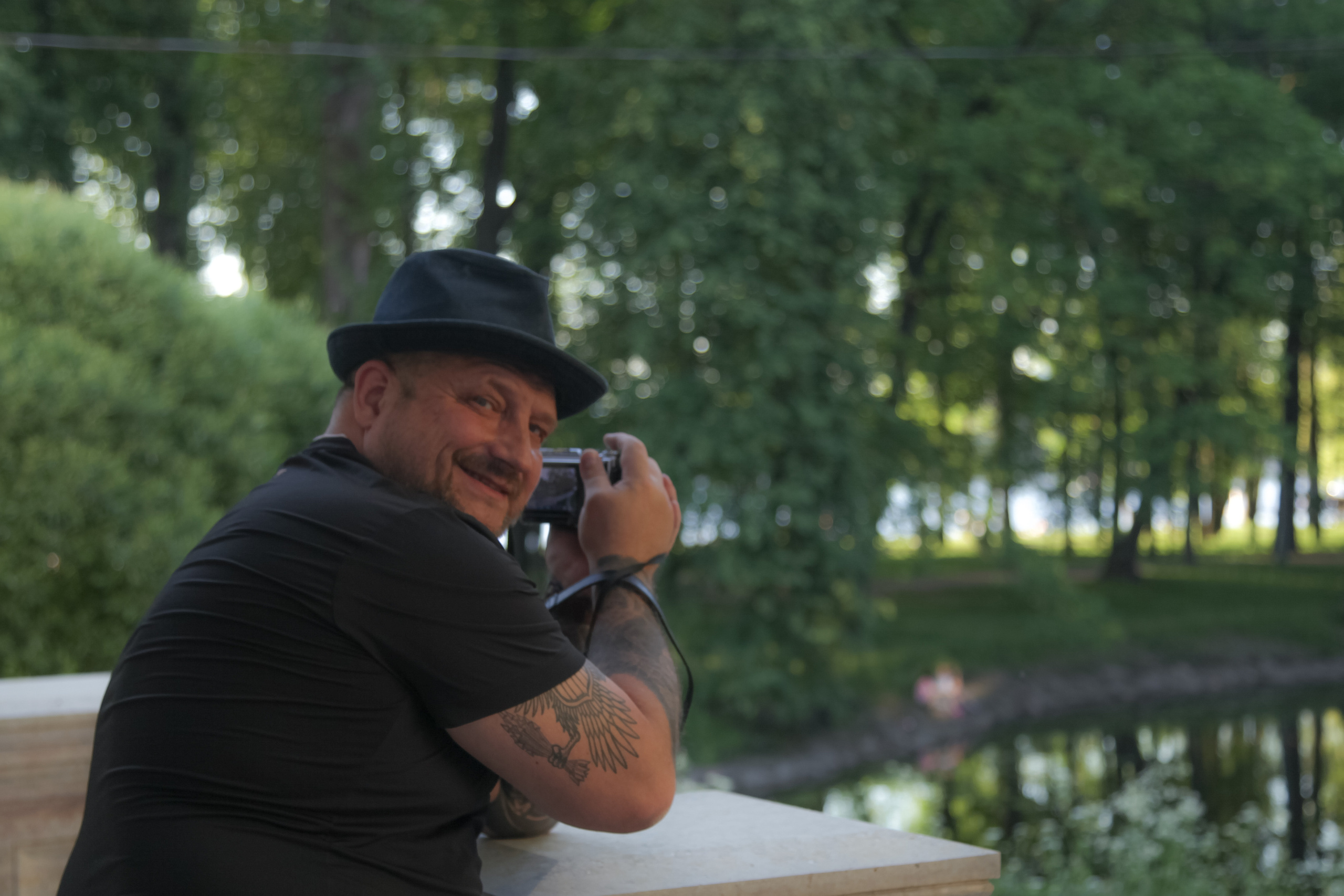 Портрет фотографа. Позитивный контент-фотограф в Санкт-Петербурге Мария Устинова