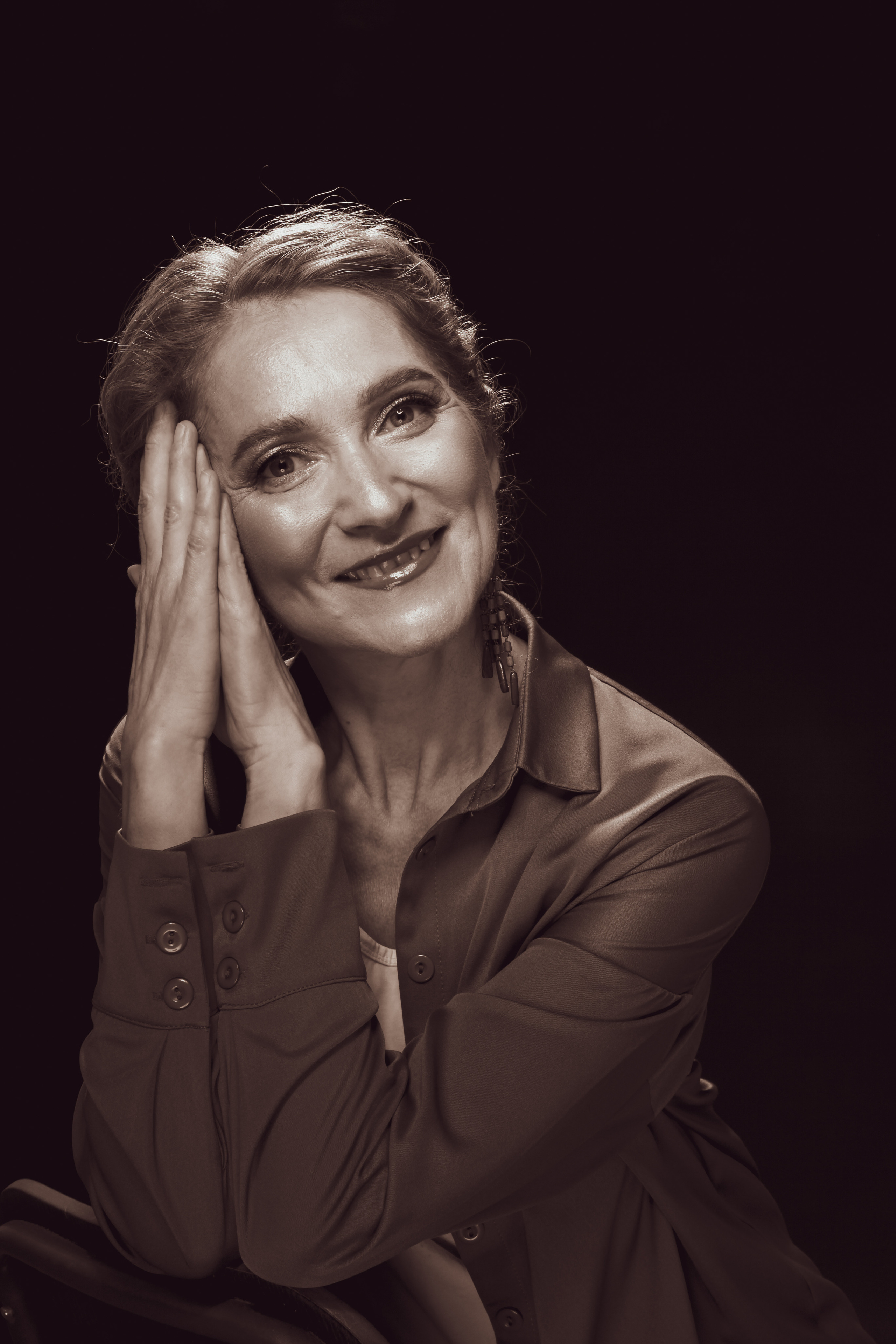 Портрет актрисы. Позитивный контент-фотограф в Санкт-Петербурге Мария Устинова