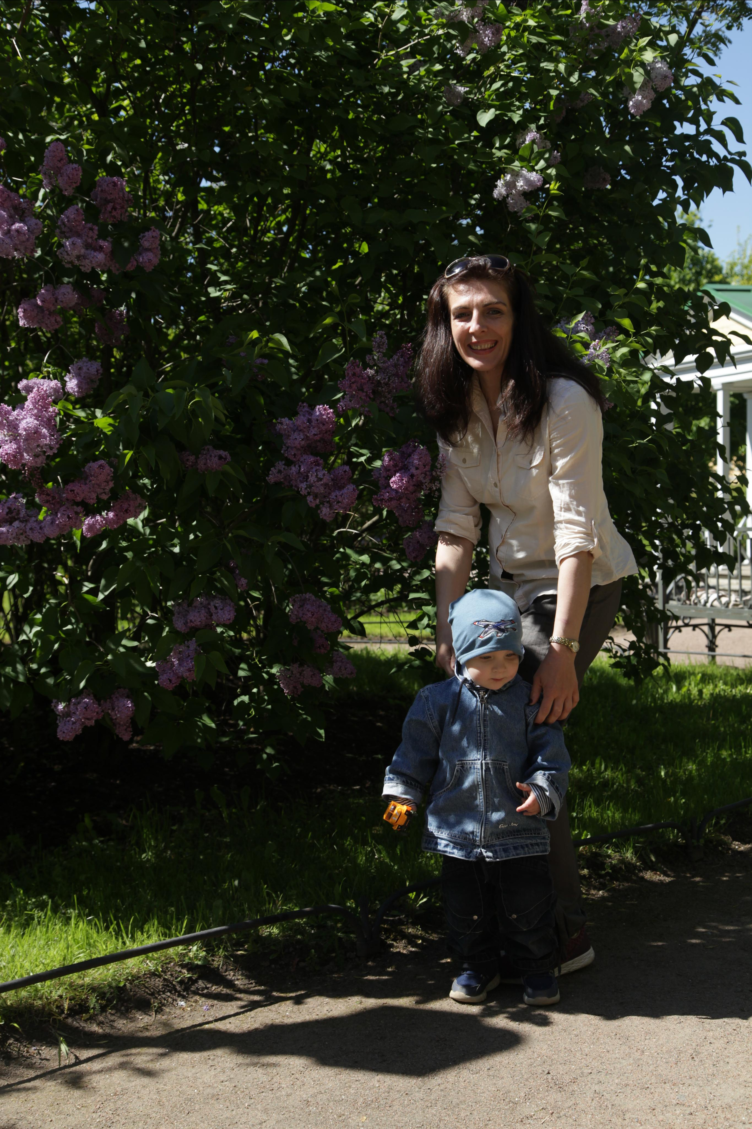 Цветет сирень. Позитивный контент-фотограф в Санкт-Петербурге Мария Устинова