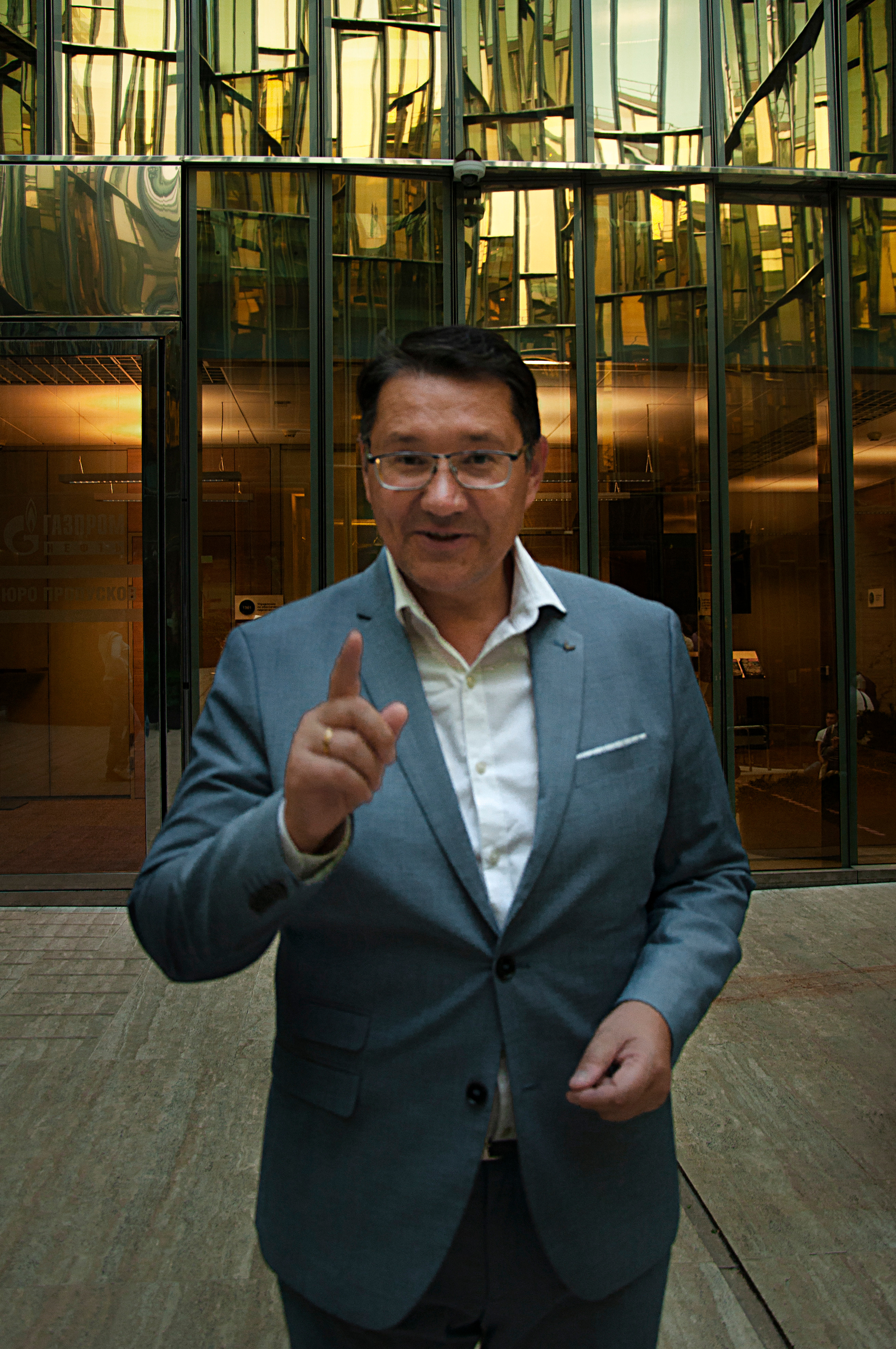 Преподаватель ораторского искусства и импровизации — Павел Васильев. Позитивный контент-фотограф в Санкт-Петербурге Мария Устинова