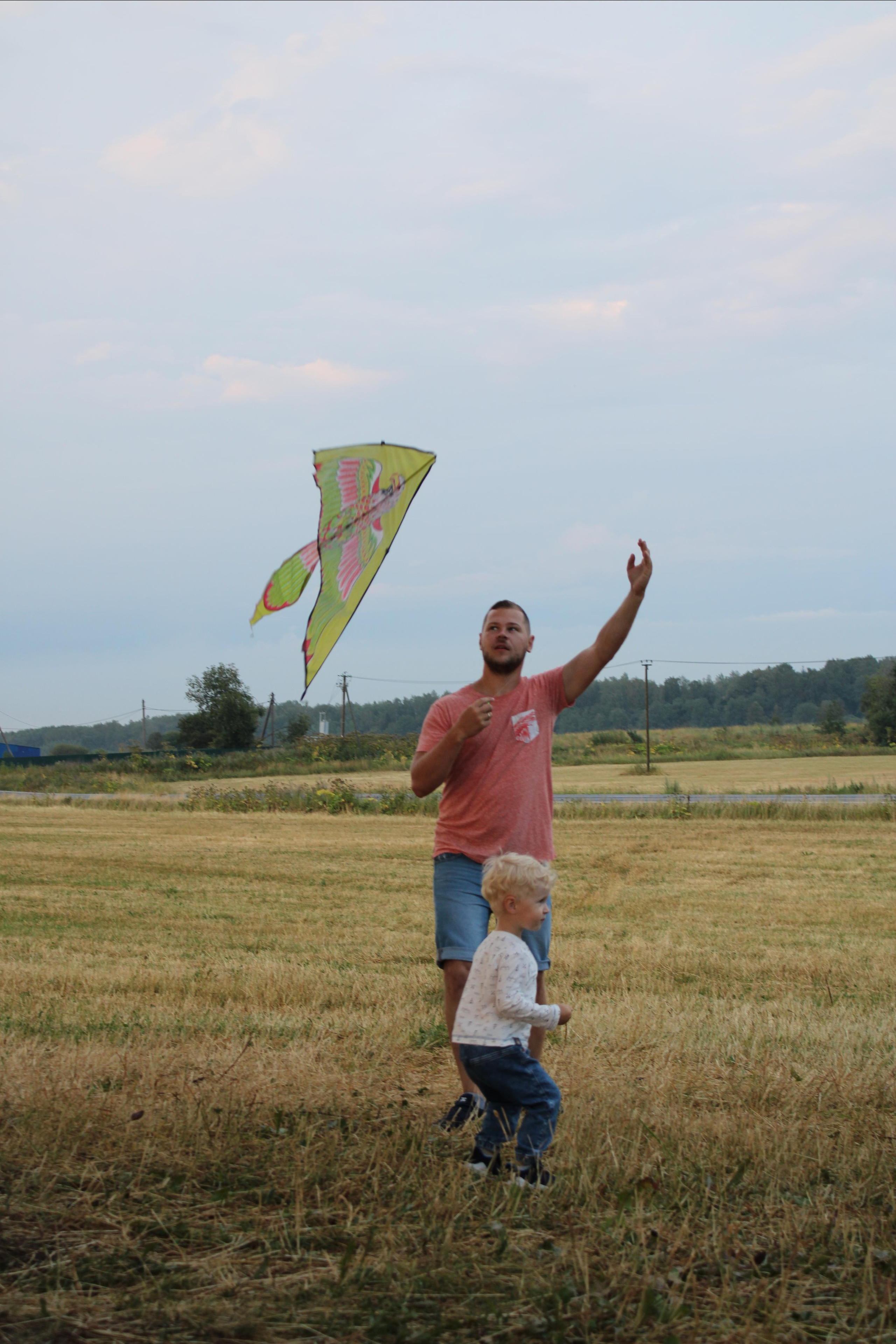 Семейная прогулка в окресностях Пушкина. Позитивный контент-фотограф в Санкт-Петербурге Мария Устинова