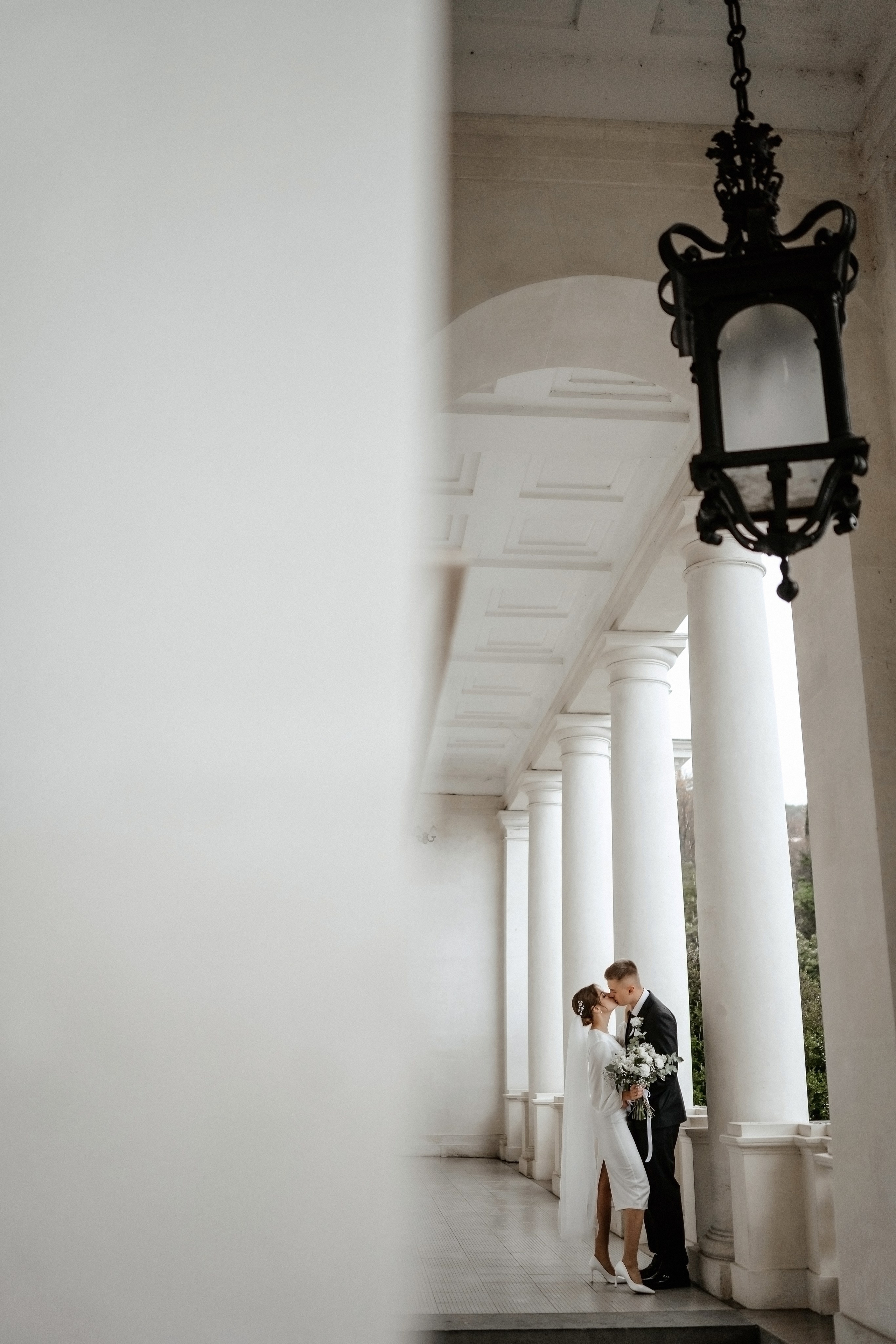 Свадебная фотосессия в Ливадийском дворце. Свадебный и семейный фотограф и видеограф, Крым, Москва, Санкт -Петербург