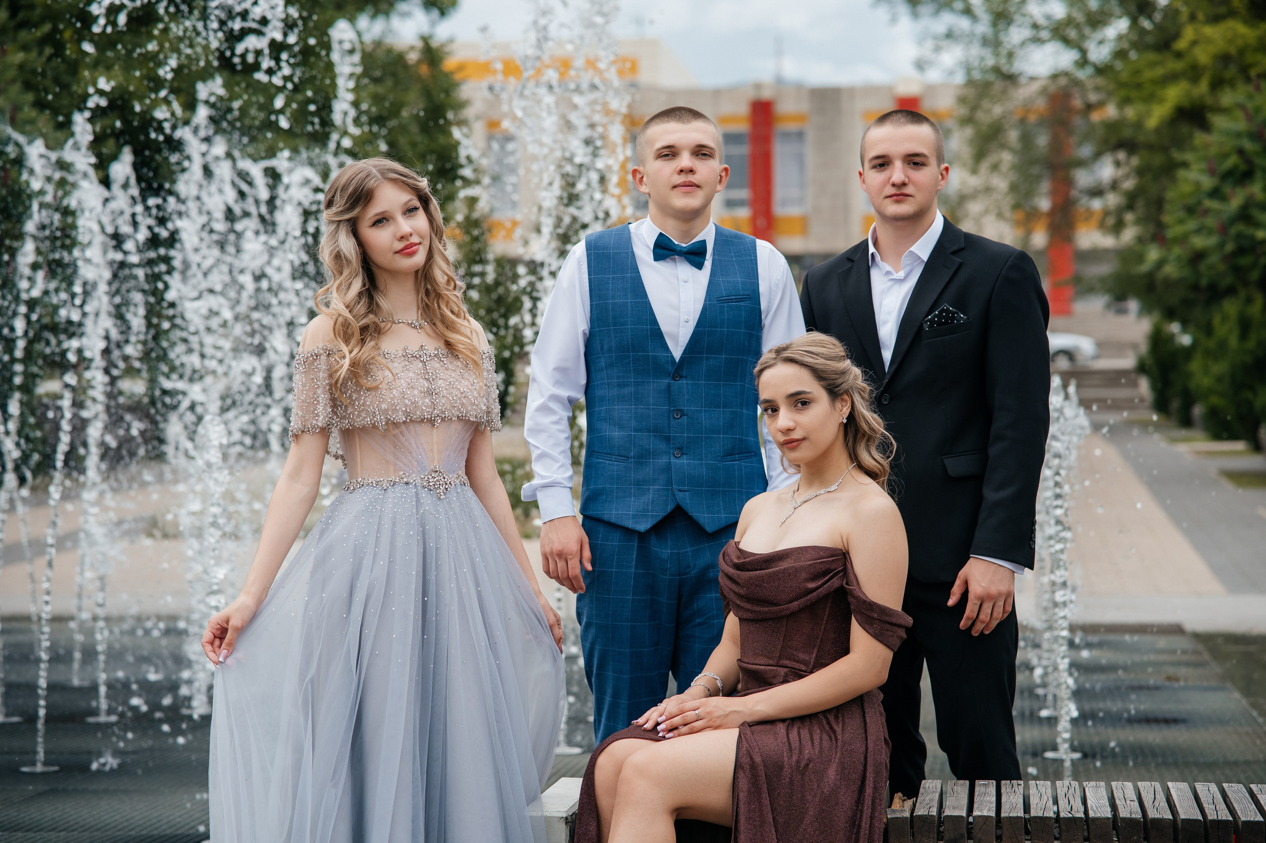 Медалисты. Школьный фотограф в Валуйках. Фотосессии для выпускников и изготовление выпускных альбомов в городе Валуйки и в Белгородской области