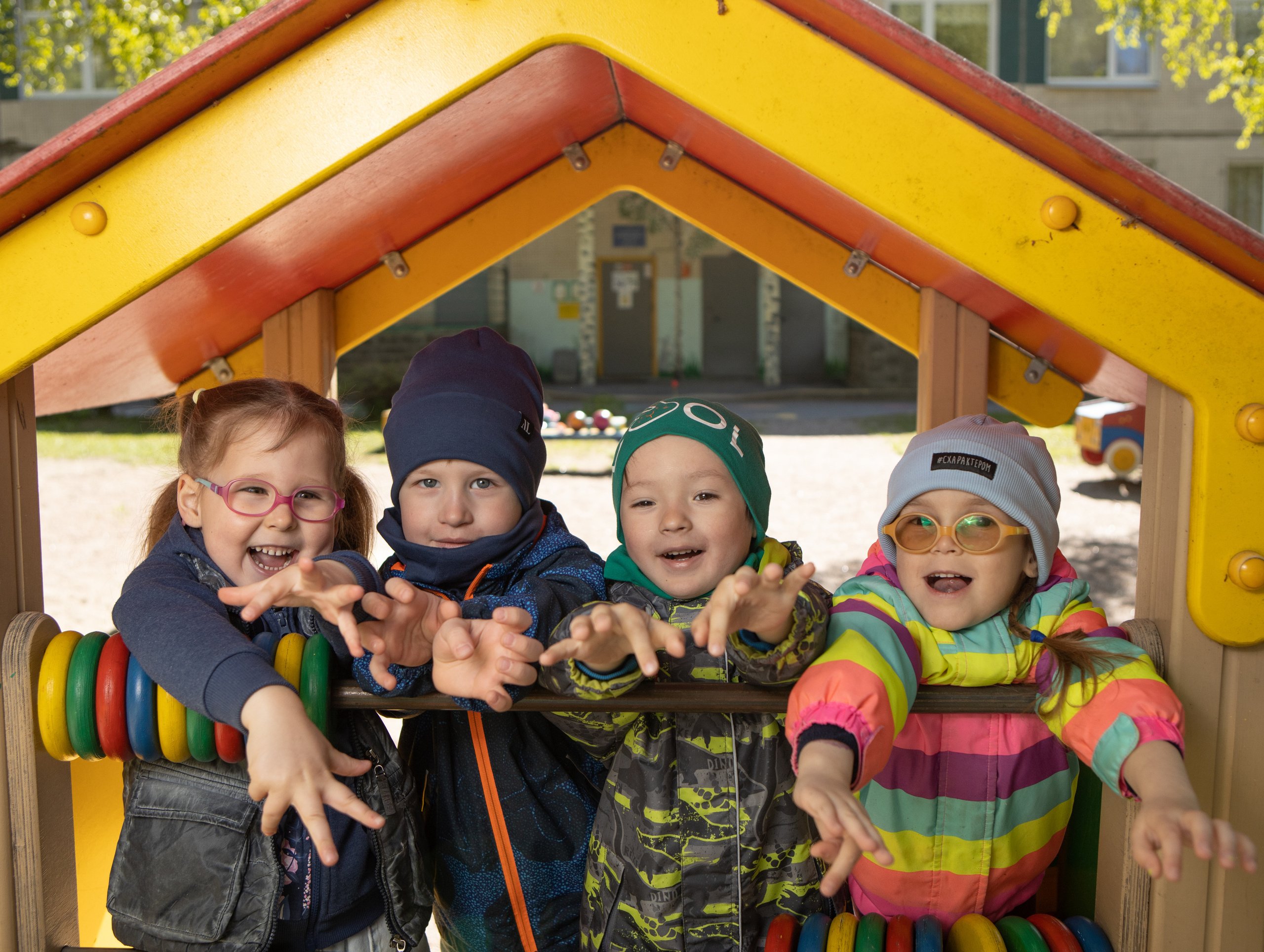 Выпускные альбомы в дс, фото в детских садах, Выпускные альбомы в детских садах