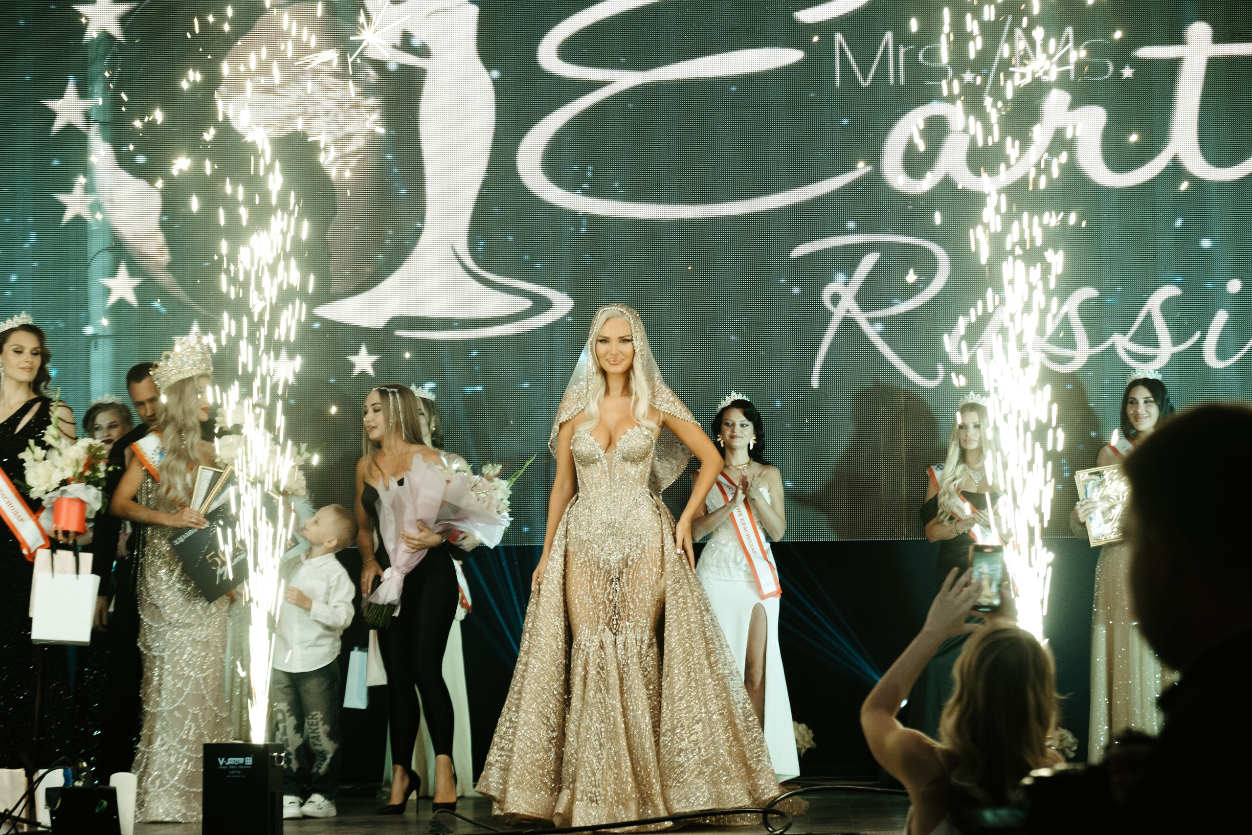 Мисс и Миссис Россия Земли Краснодар 2025 программа. Свадебный и репортажной фотограф Денис Ожигин в Краснодаре и Краснодарском крае