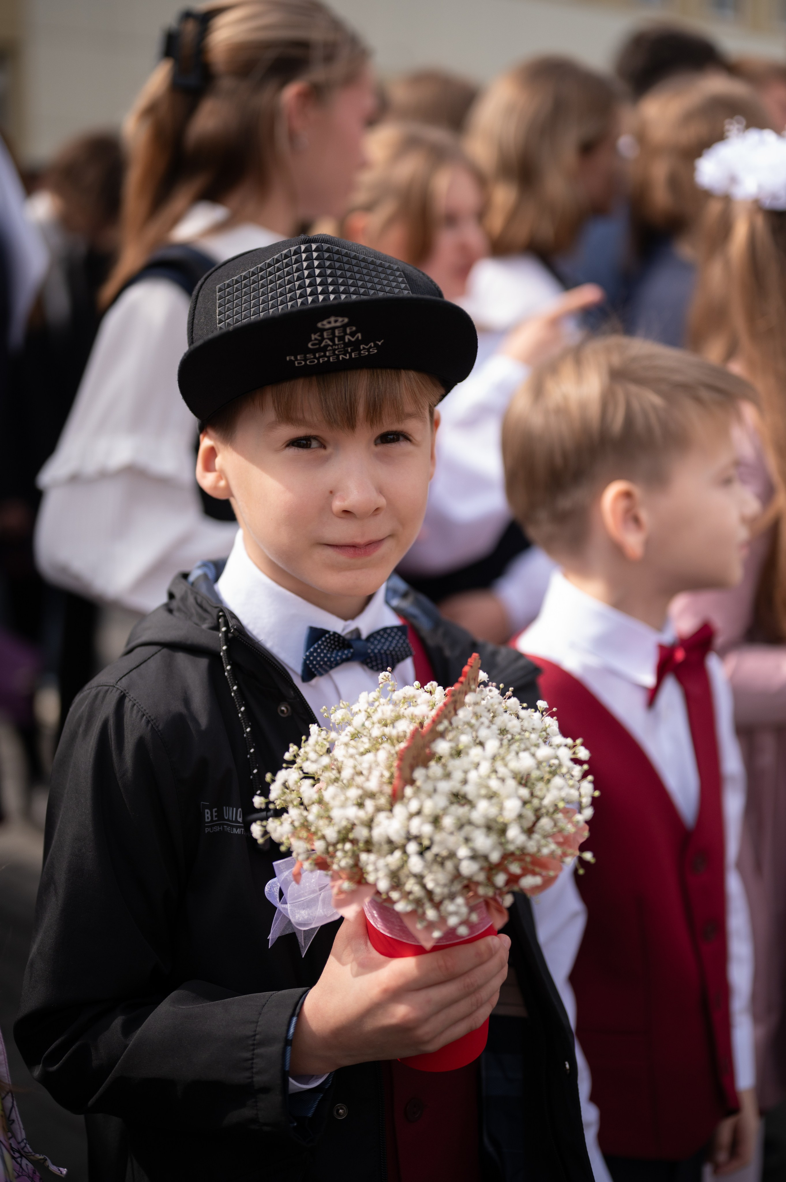 1 сентября 16 гимназия 2 класс (линейка + в классе+ на улице). Фотограф новорожденных, семейный детский в Тюмени Татьяна Морозова