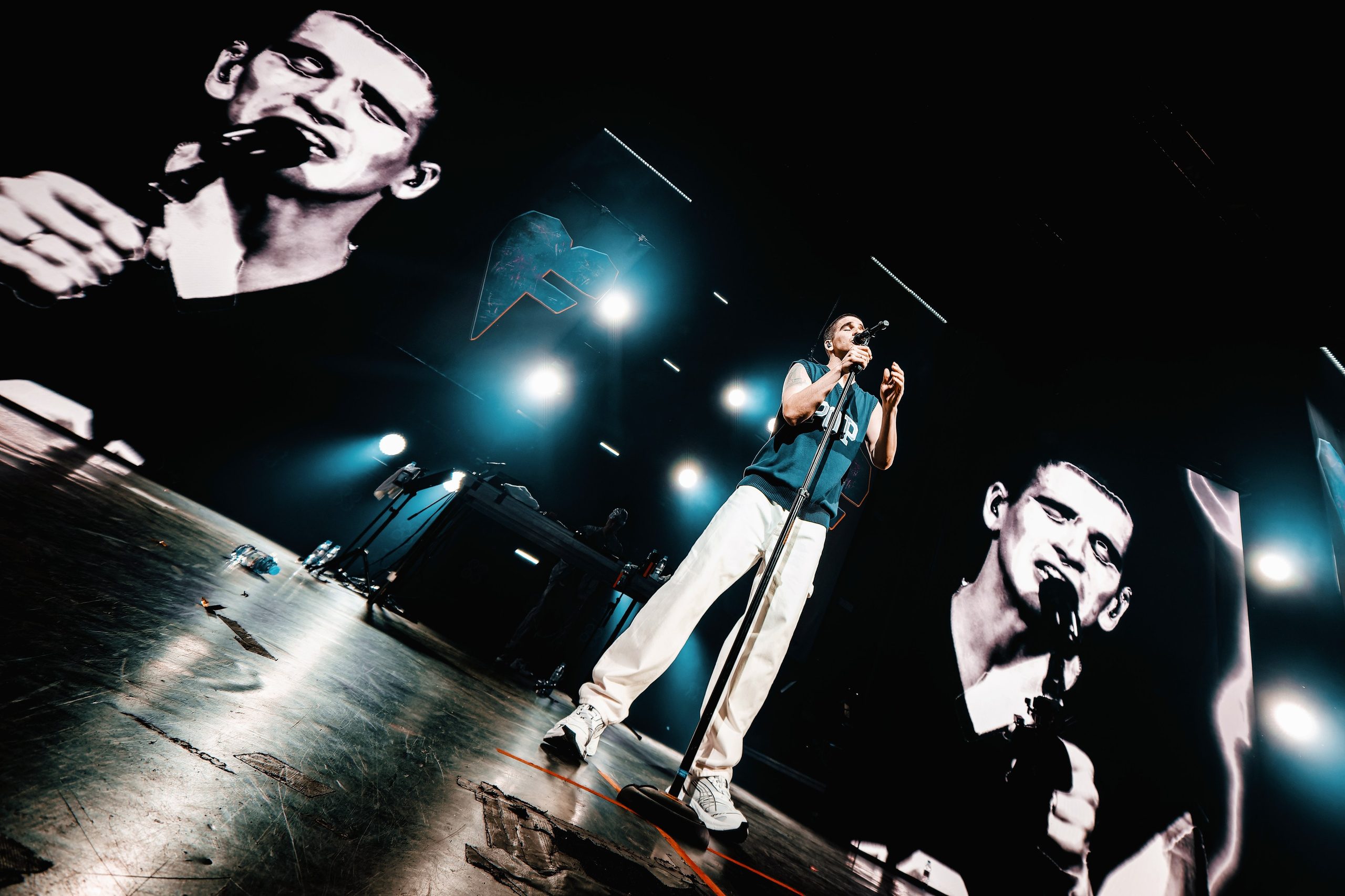 Feduk VK Stadium 14.04.2024. Репортажный фотограф и видеограф в Москве