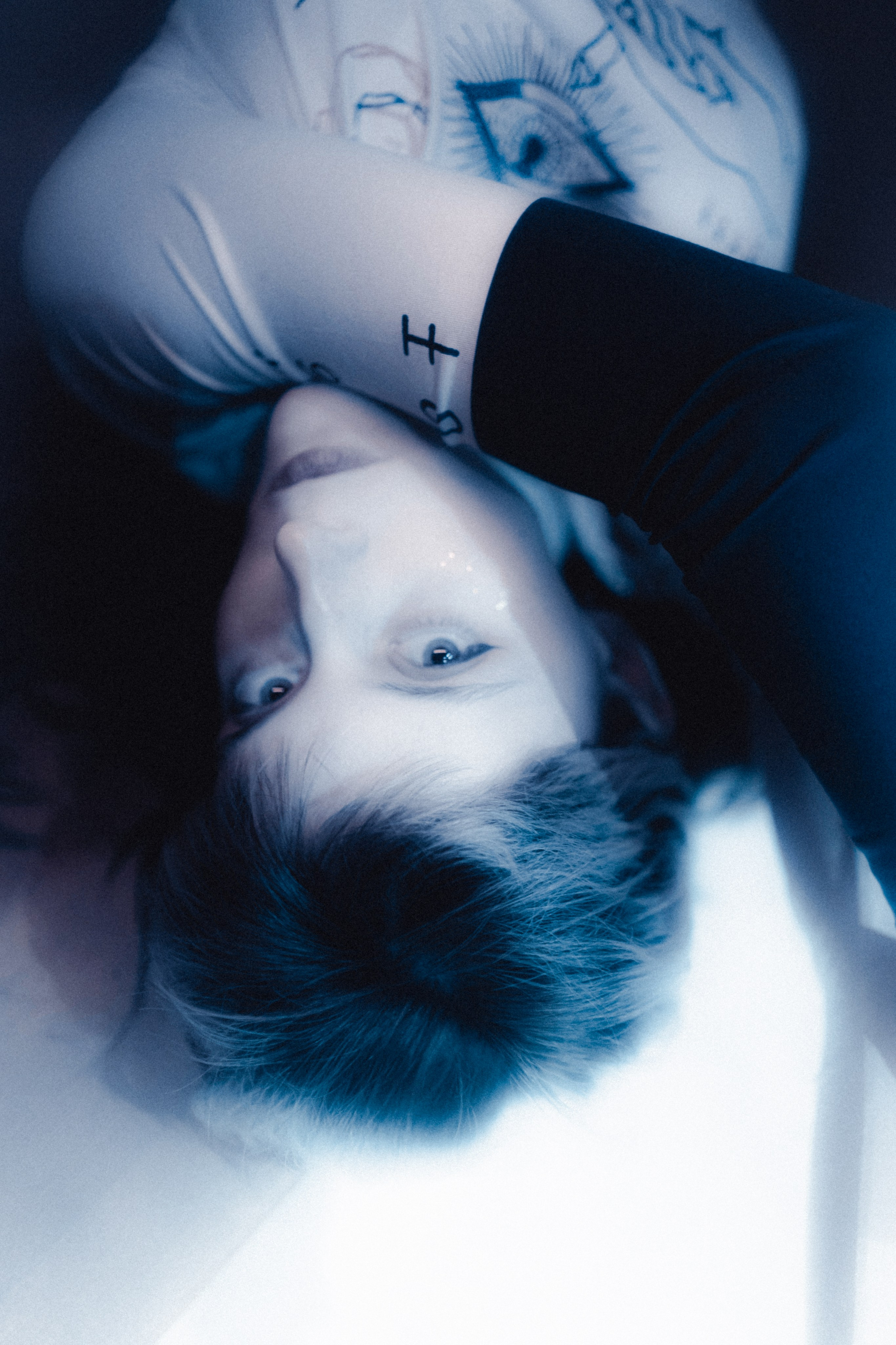 Юля | Blue glow. DENY DEW Фотограф Санкт-Петербург