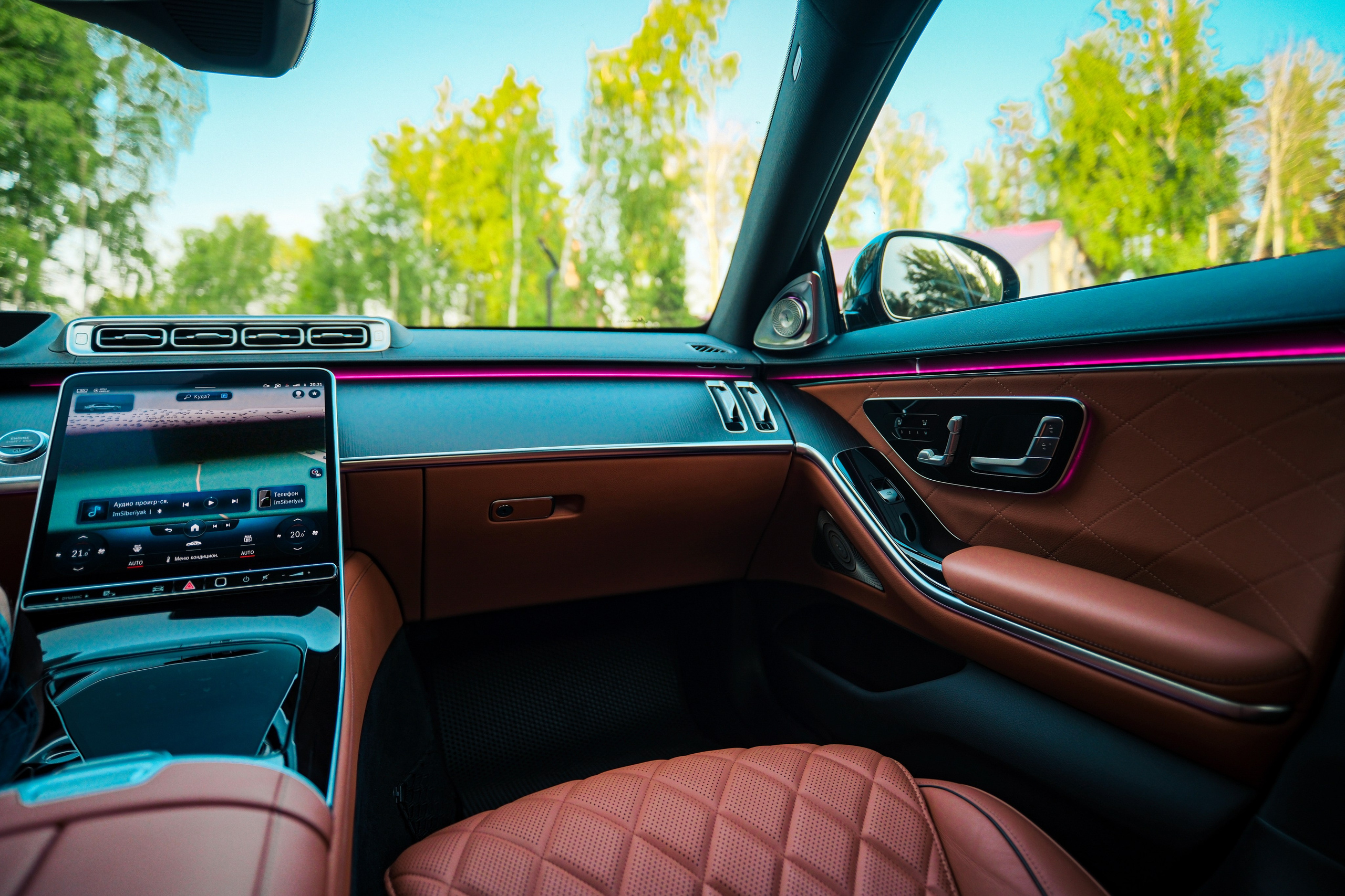 Профессиональная фотосессия Mercedes-Benz S-класс в&nbsp;Новосибирске. Автомобильный фотограф Чанчин Владимир: детальные снимки кузова, интерьера и&nbsp;динамики. Съемка автомобиля для продажи