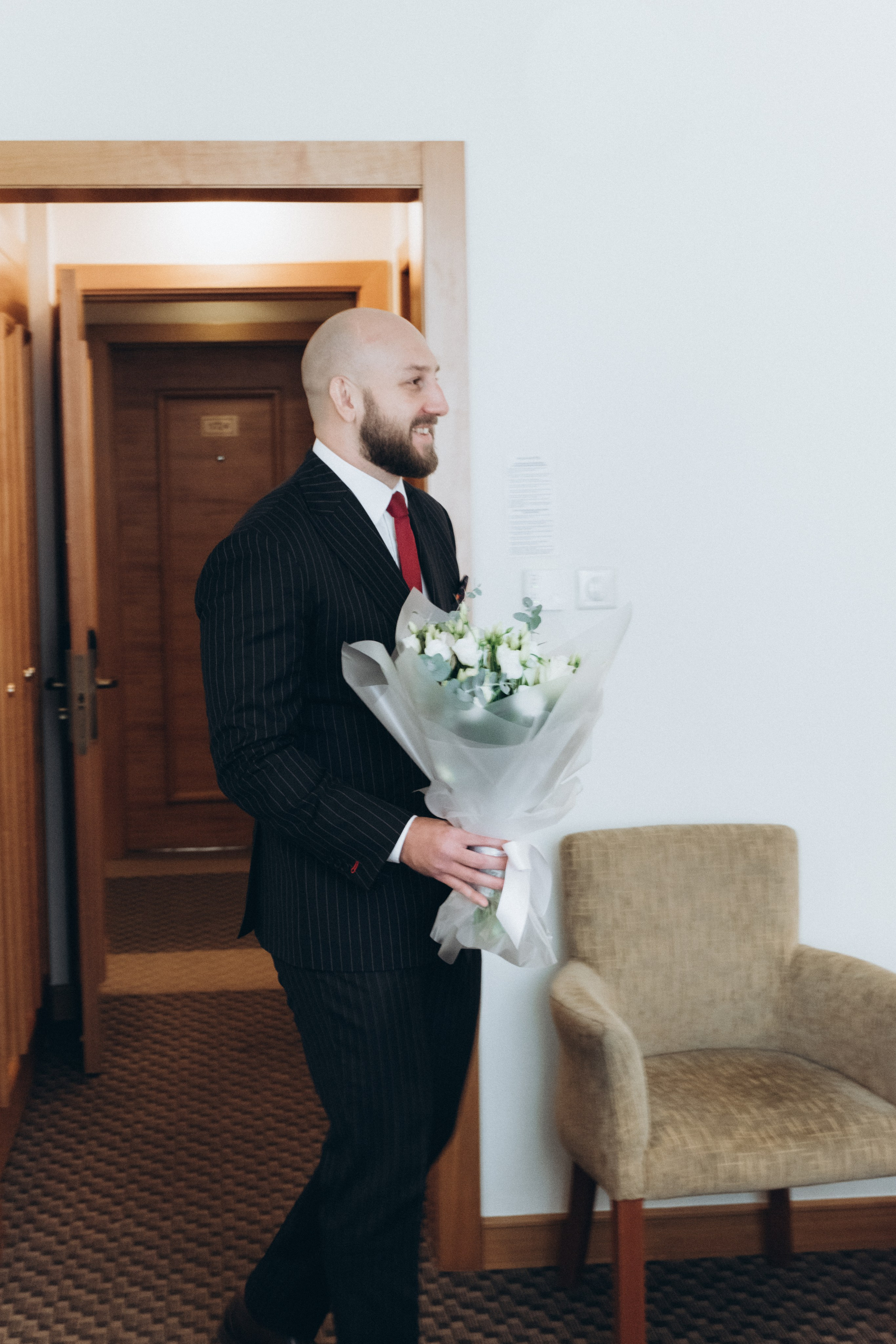 Утро и роспись Виктора и Марии. Ваш фотограф в Одинцовском районе и Москве